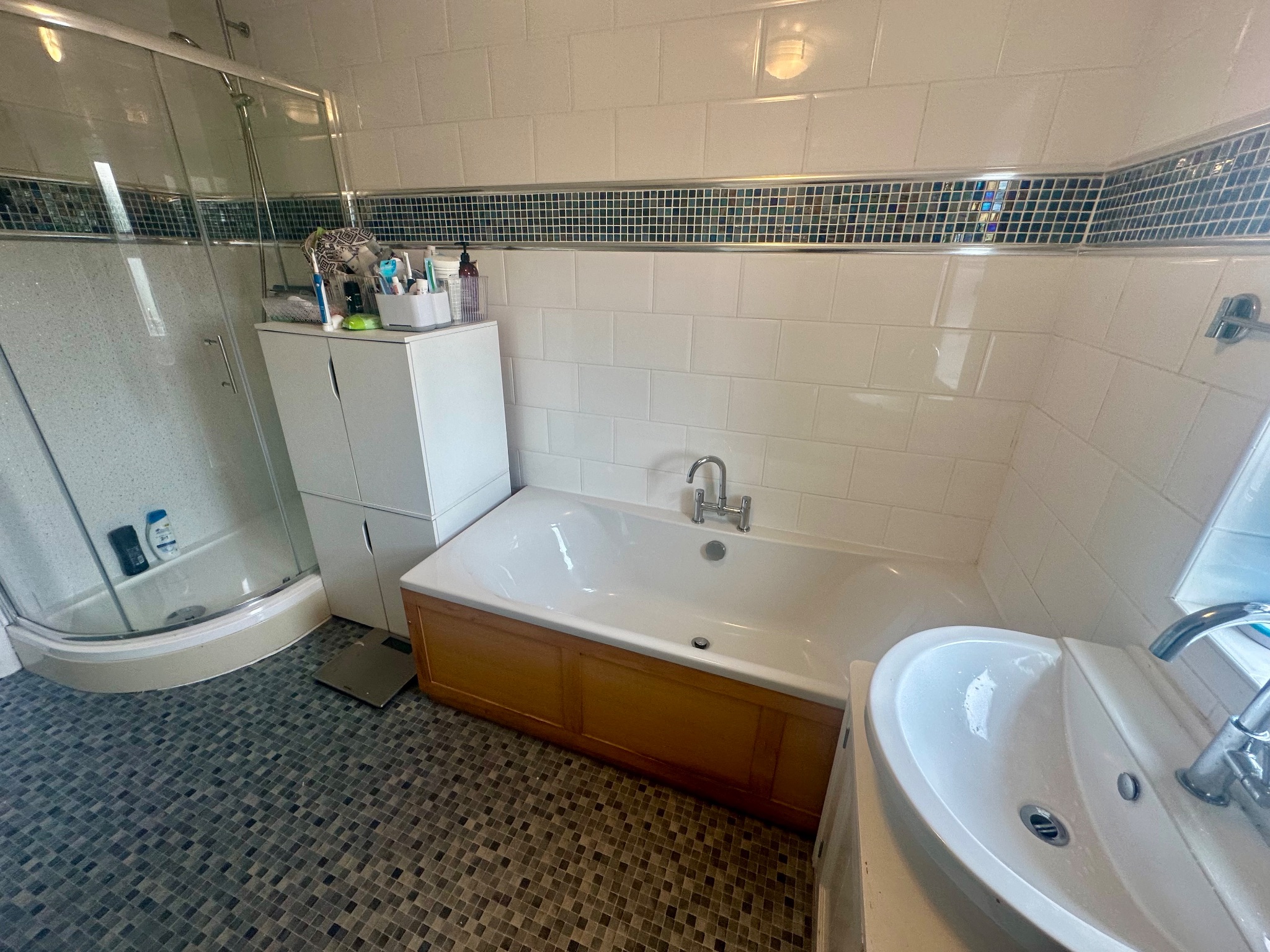 4 bedroom detached bungalow For Sale in Hebden Bridge - Photograph 18.