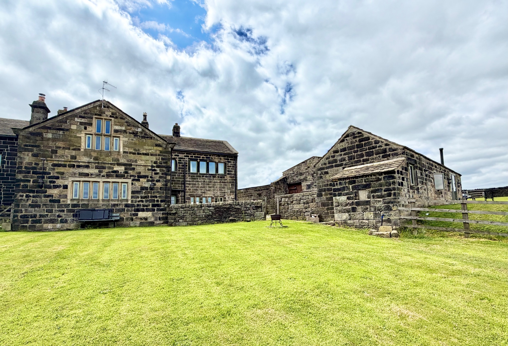 4 bedroom semi-detached house For Sale in Todmorden - Photograph 43.