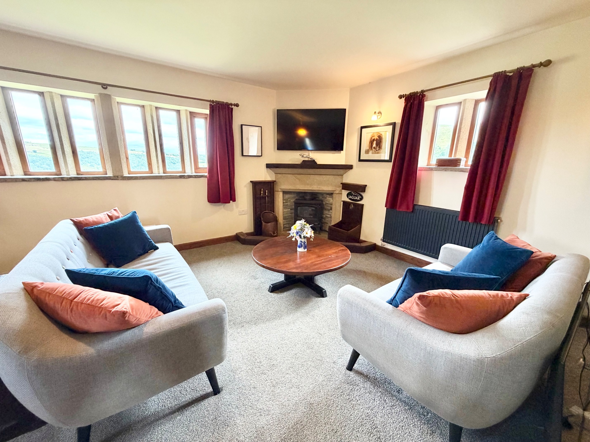 4 bedroom semi-detached house For Sale in Todmorden - Photograph 21.