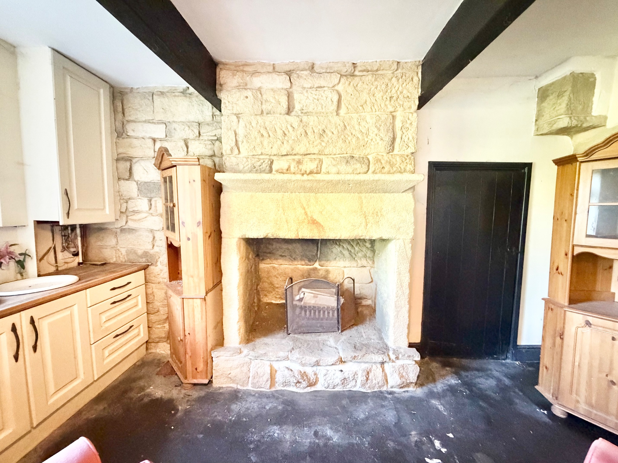 3 bedroom end terraced house For Sale in Hebden Bridge - Photograph 11.
