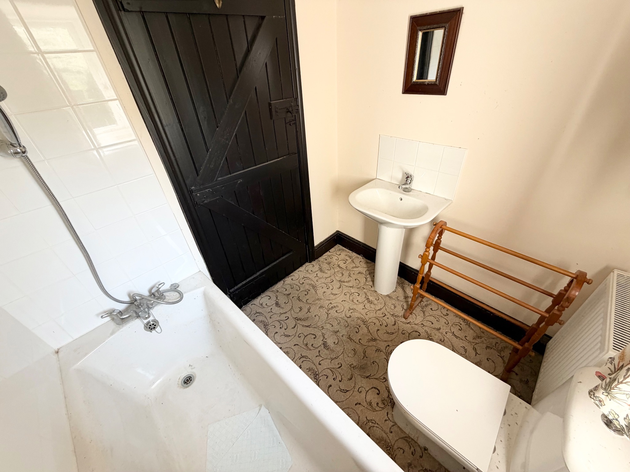 3 bedroom end terraced house For Sale in Hebden Bridge - Photograph 18.