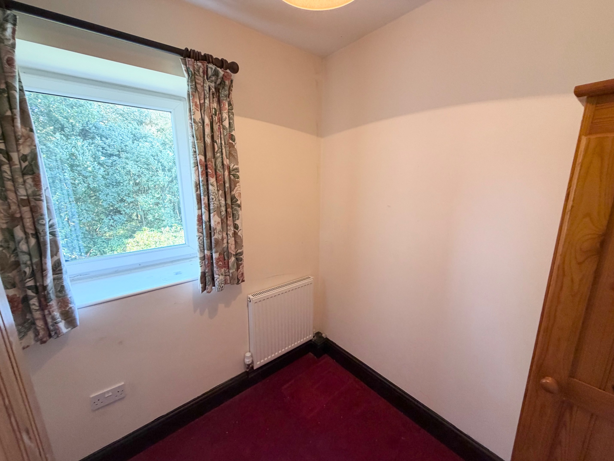 3 bedroom end terraced house For Sale in Hebden Bridge - Photograph 23.