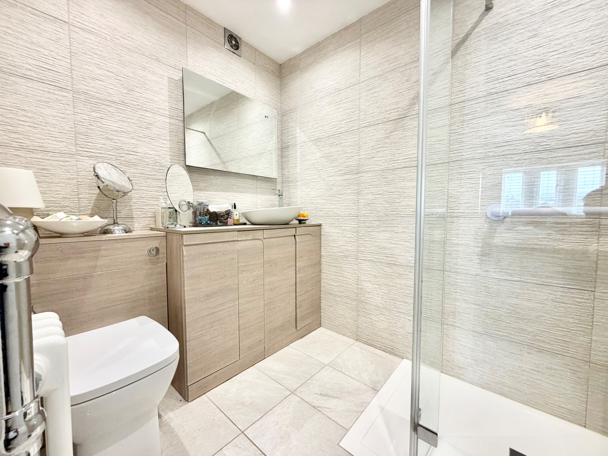 4 bedroom barn conversion house For Sale in Todmorden - Photograph 22.