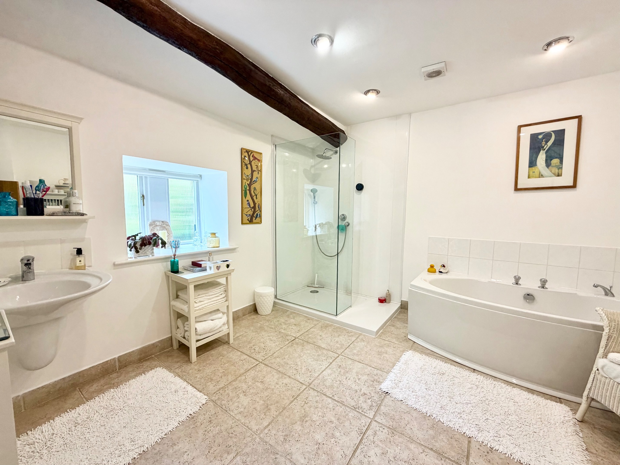 4 bedroom barn conversion house For Sale in Todmorden - Photograph 40.