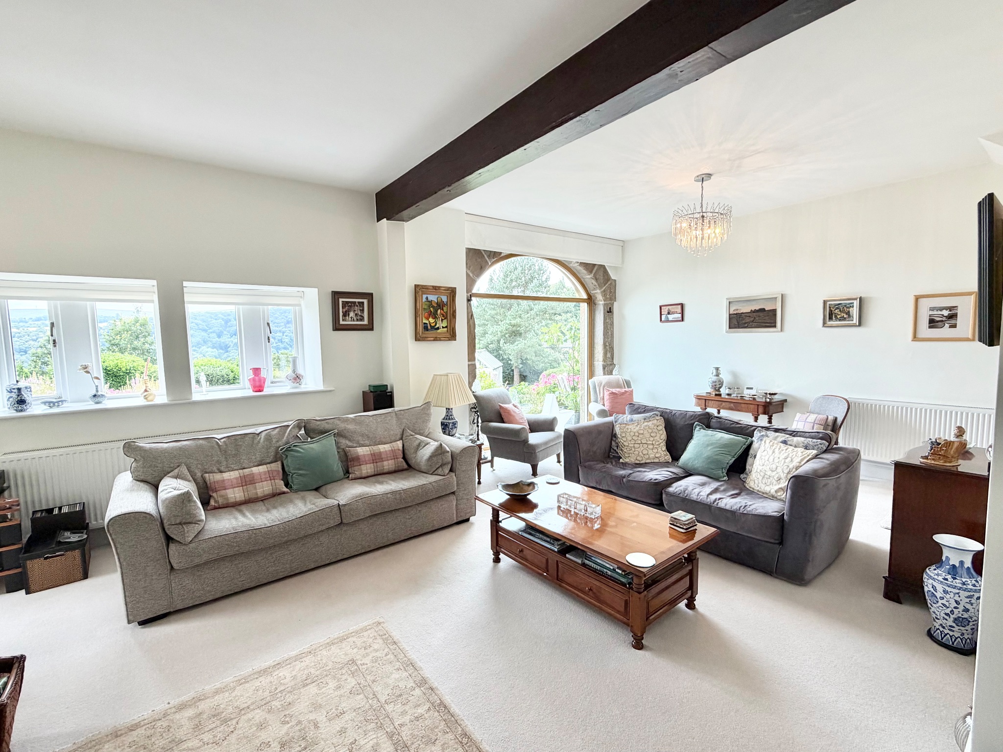 4 bedroom barn conversion house For Sale in Todmorden - Photograph 6.