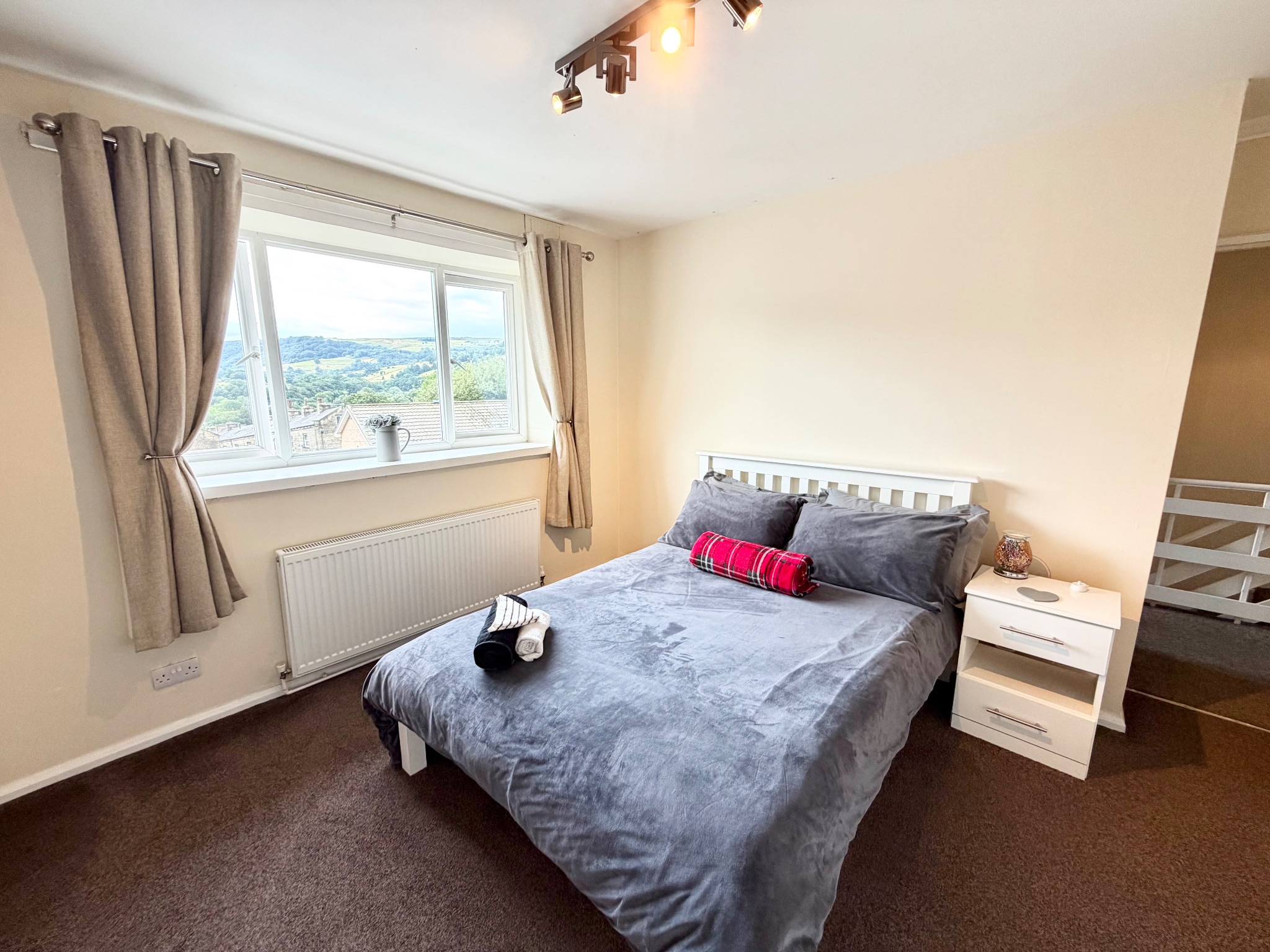 4 bedroom semi-detached house For Sale in Mytholmroyd - Photograph 18.