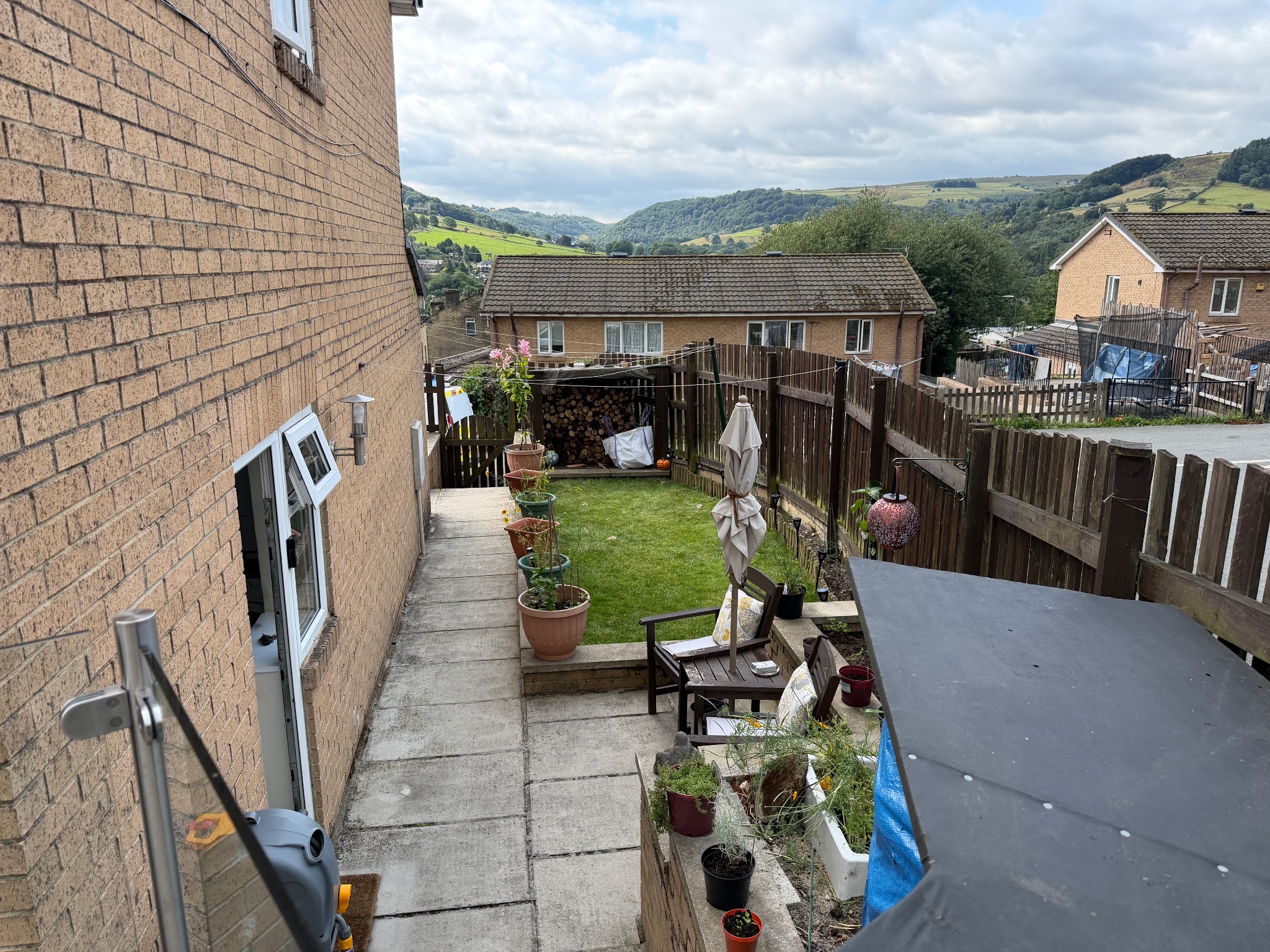 4 bedroom semi-detached house For Sale in Mytholmroyd - Photograph 30.