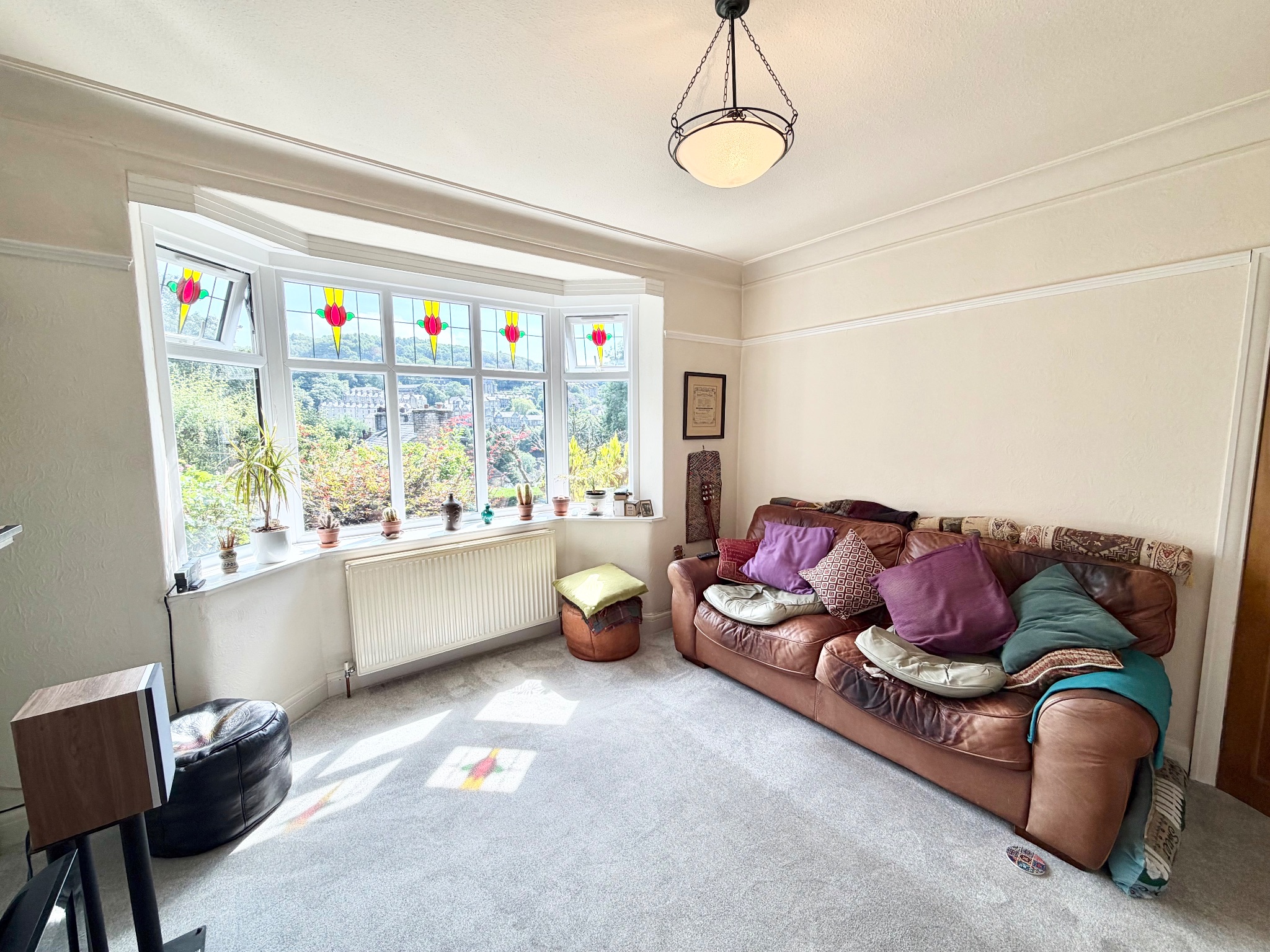 3 bedroom end terraced house For Sale in Hebden Bridge - Photograph 4.