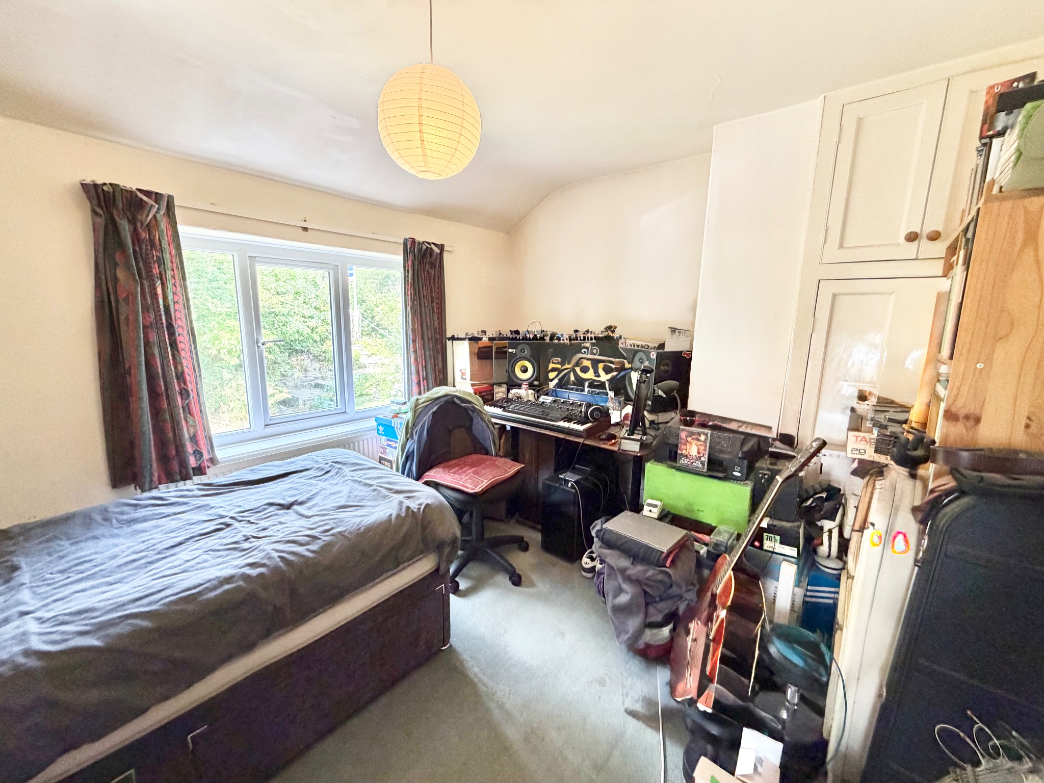 3 bedroom end terraced house For Sale in Hebden Bridge - Photograph 18.