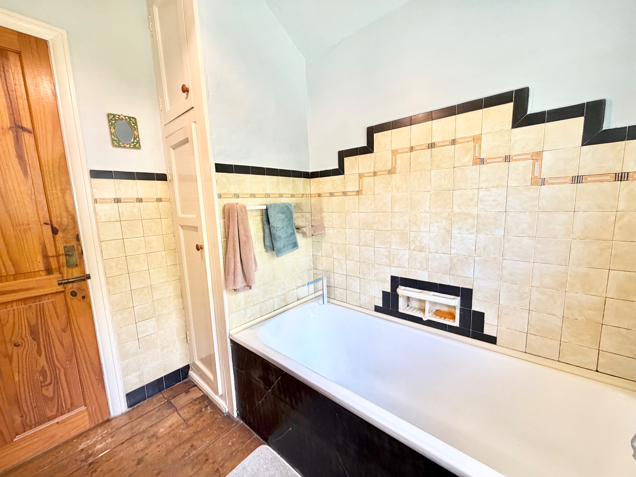 3 bedroom end terraced house For Sale in Hebden Bridge - Photograph 14.