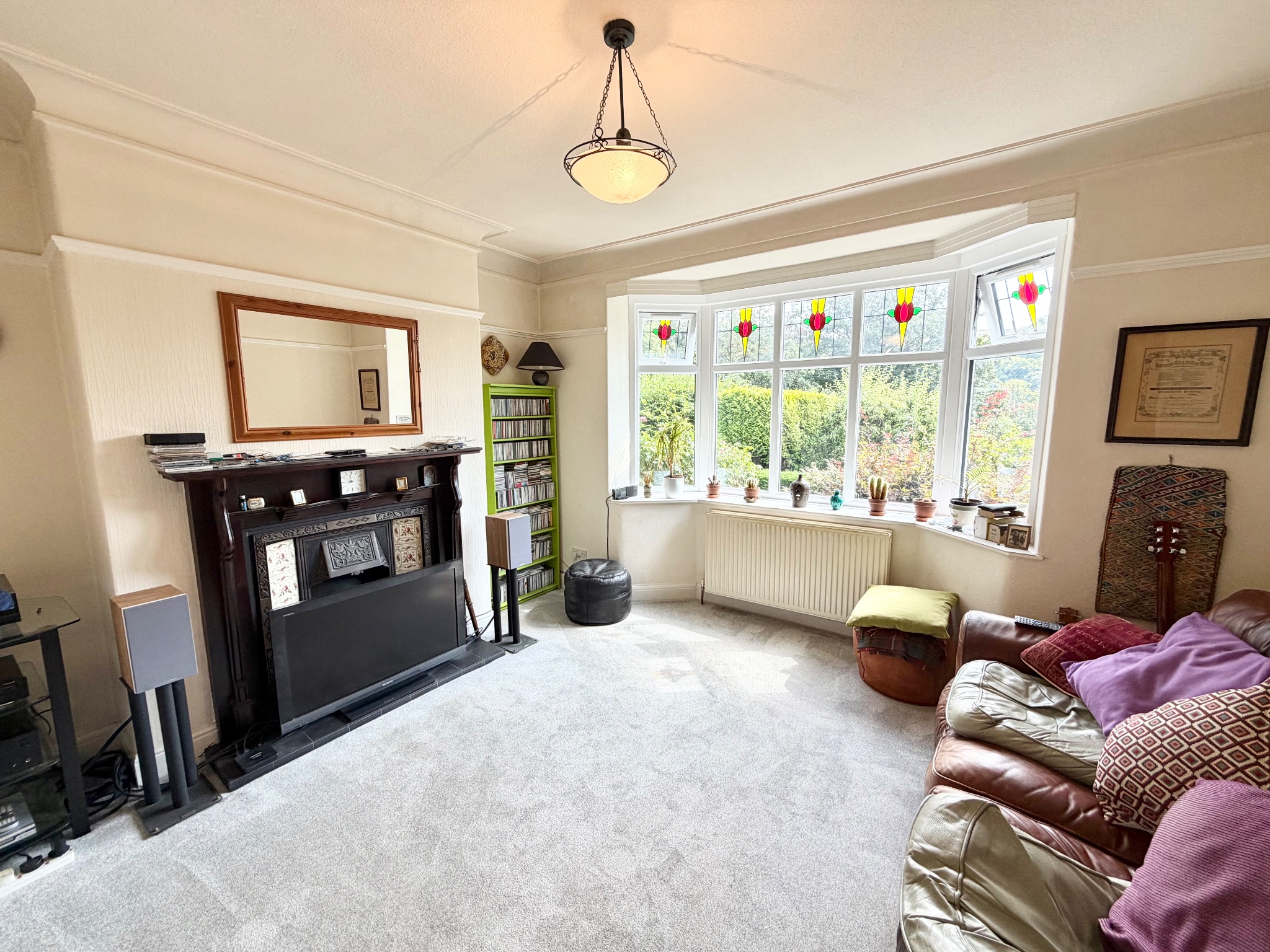3 bedroom end terraced house For Sale in Hebden Bridge - Photograph 3.