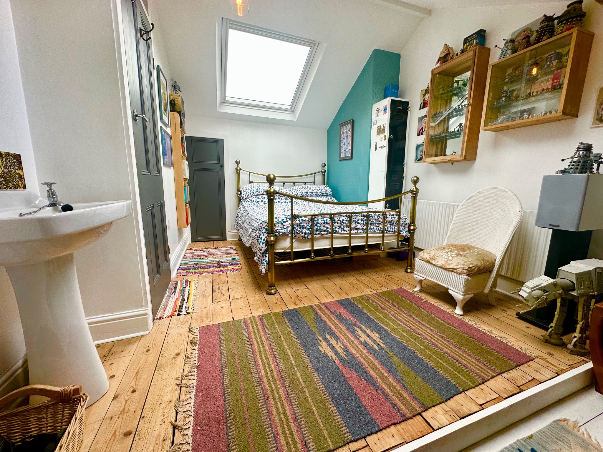 2 bedroom mid terraced house For Sale in Mytholmroyd - Photograph 6.