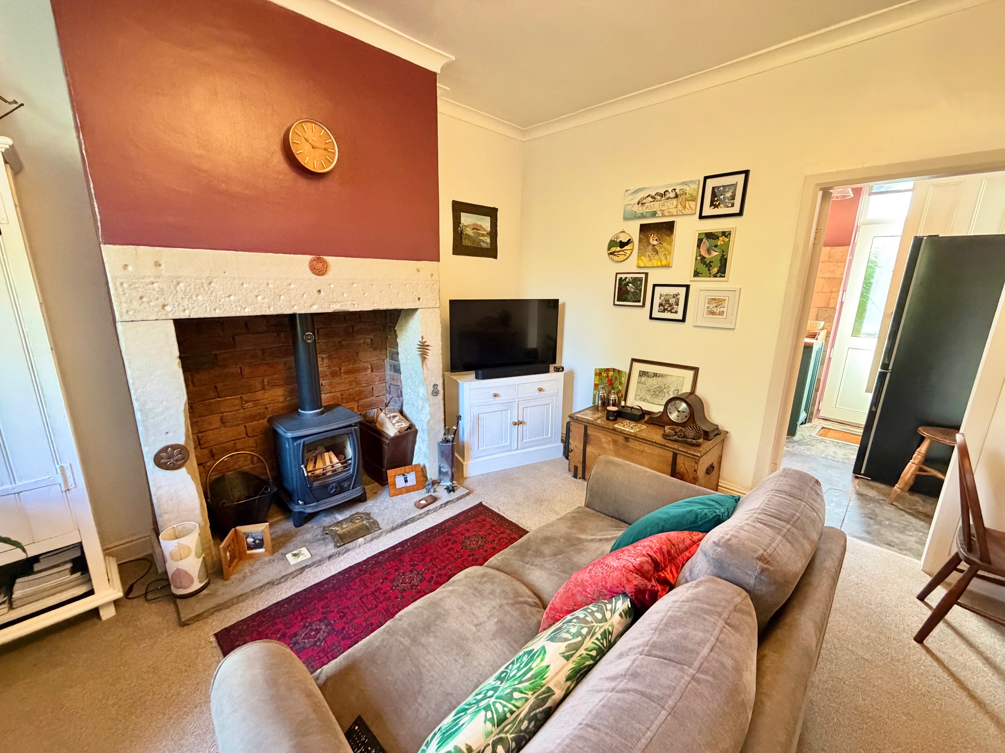 2 bedroom mid terraced house SSTC in Mytholmroyd - Photograph 26.