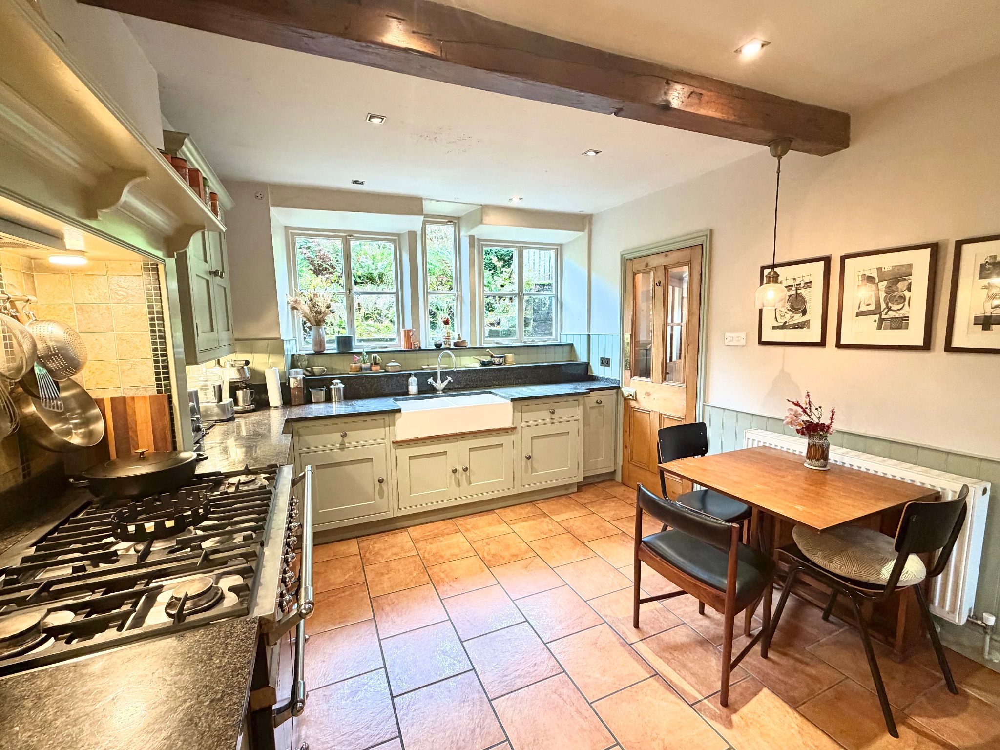 4 bedroom semi-detached house For Sale in Todmorden - Photograph 6.