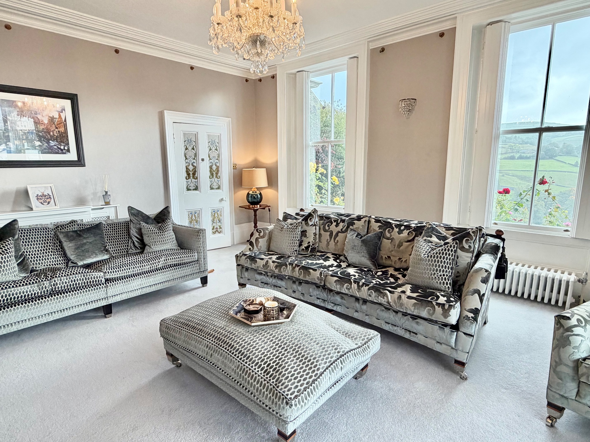4 bedroom manor house For Sale in Luddenden - Photograph 6.