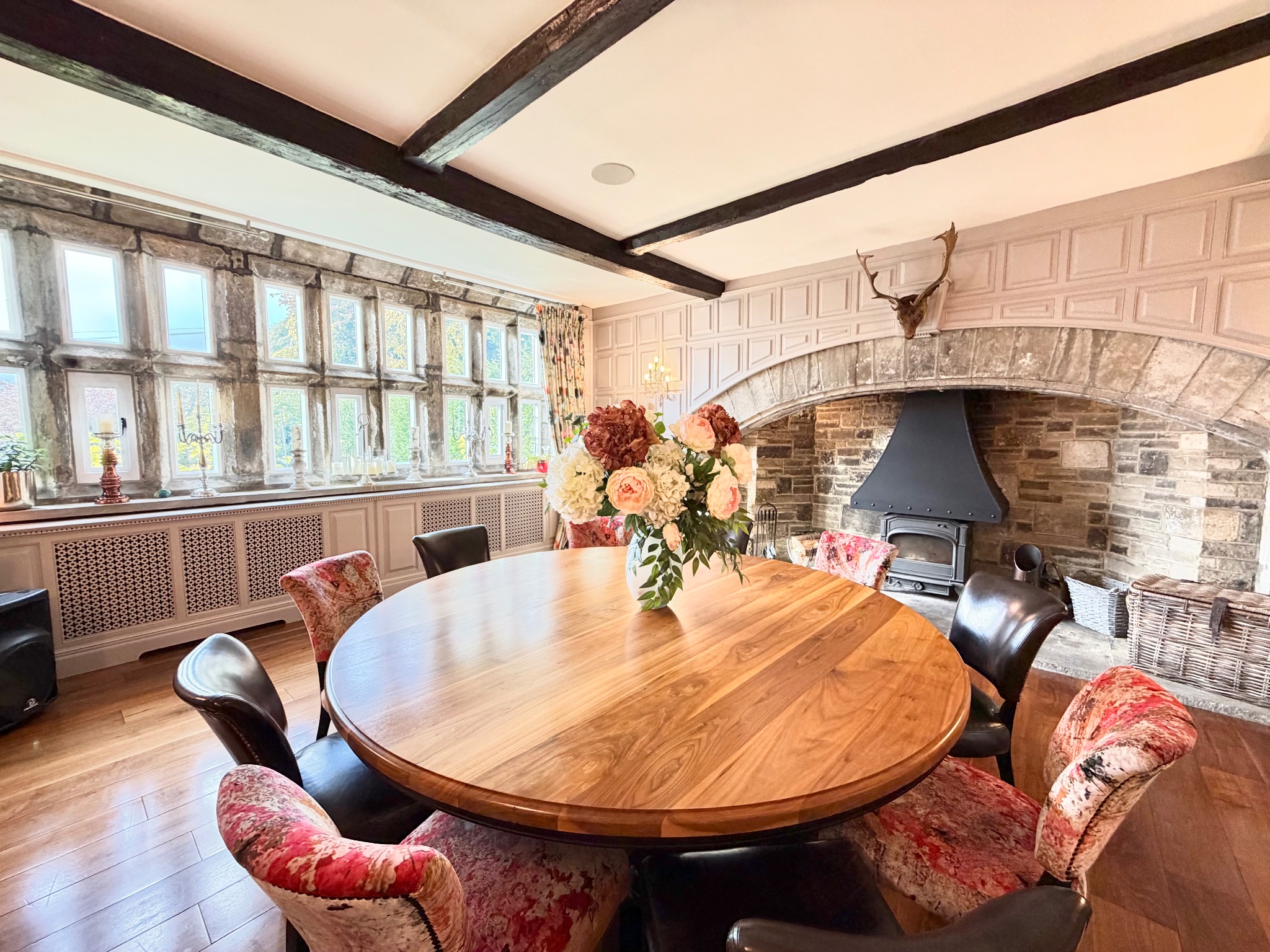 4 bedroom manor house For Sale in Luddenden - Photograph 26.