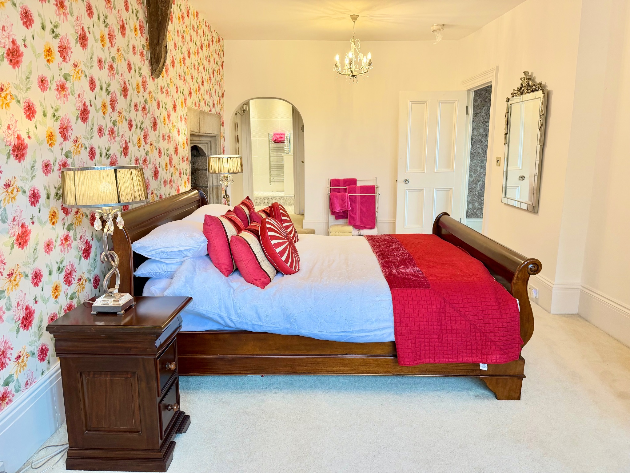 4 bedroom manor house For Sale in Luddenden - Photograph 48.