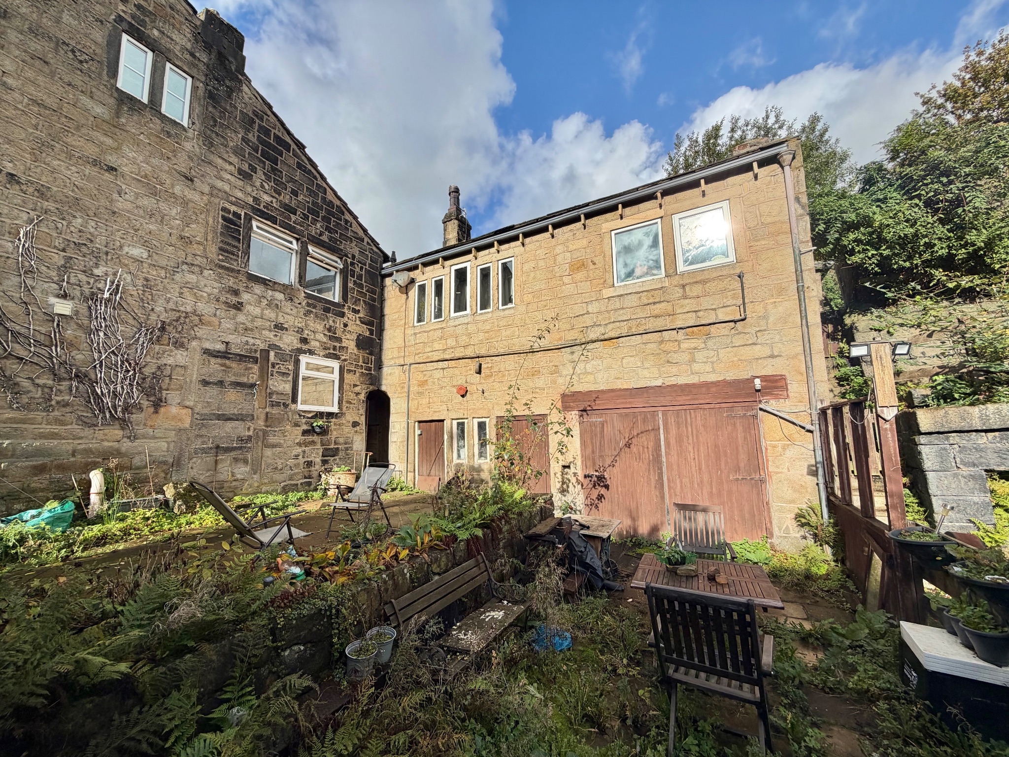 3 bedroom link detached house For Sale in Todmorden - Photograph 23.