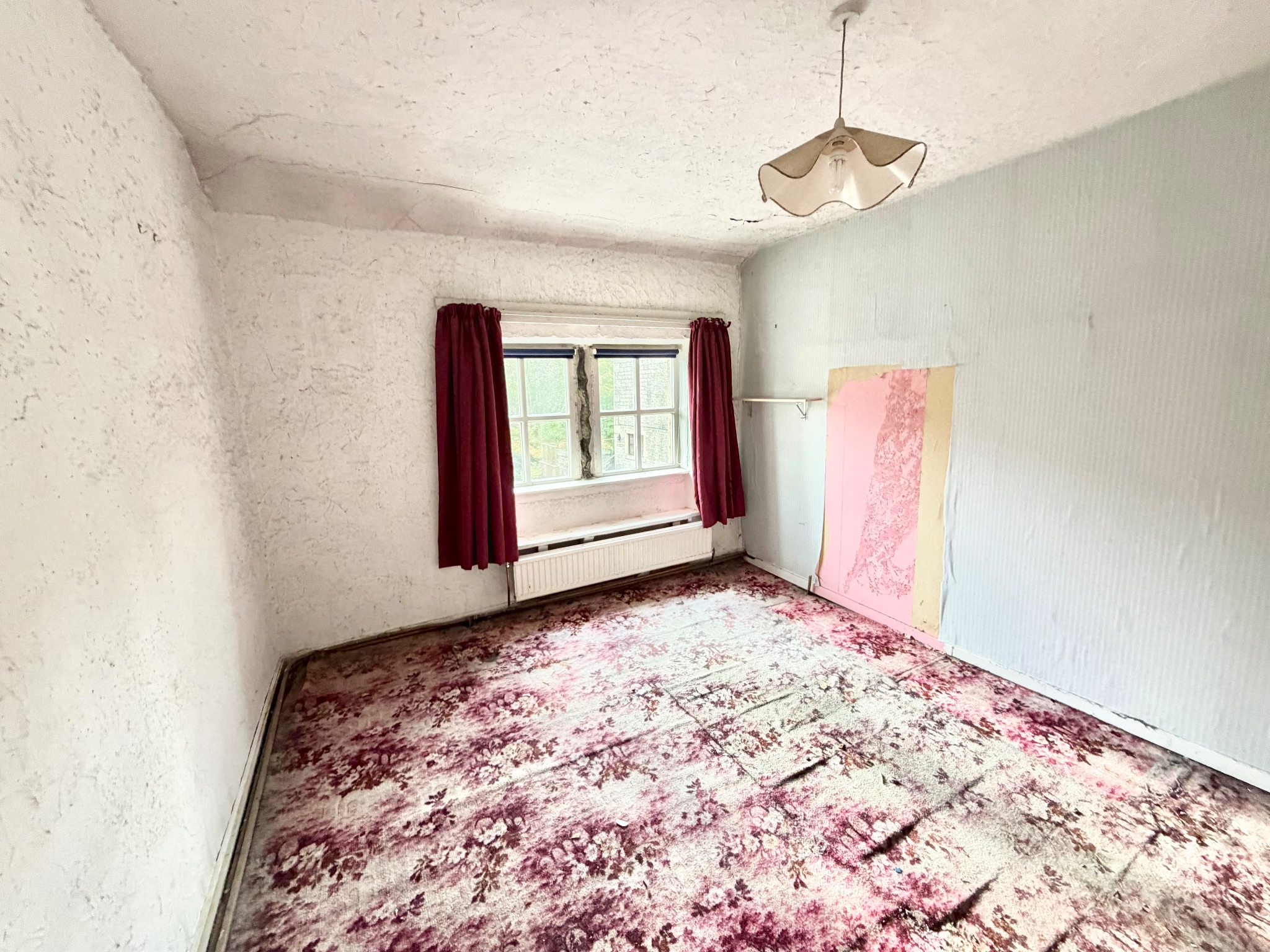3 bedroom link detached house For Sale in Todmorden - Photograph 20.