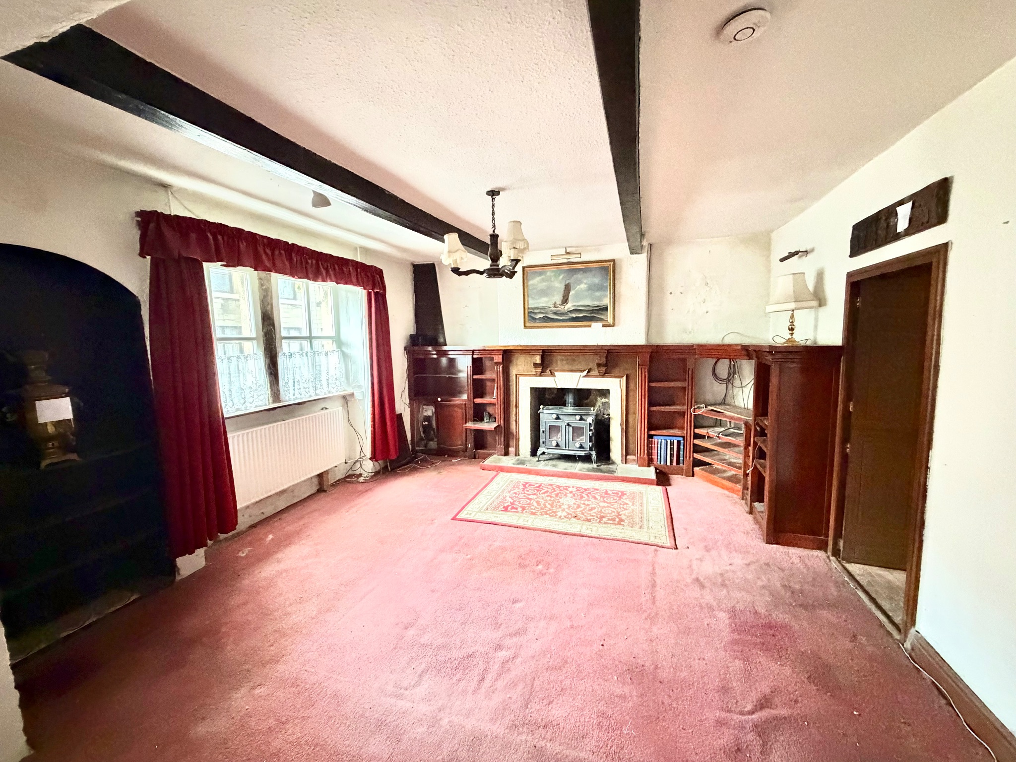 3 bedroom link detached house For Sale in Todmorden - Photograph 6.