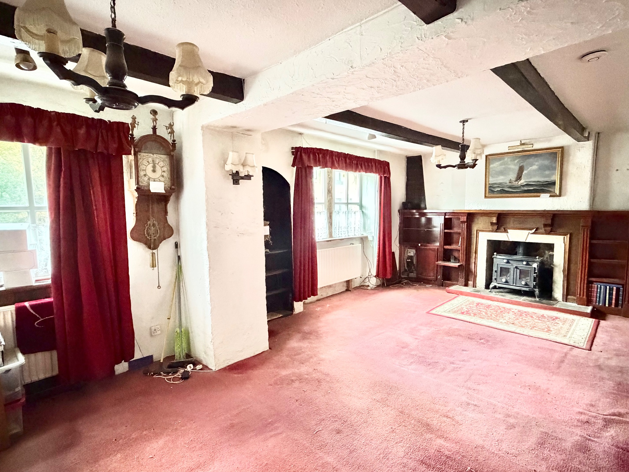 3 bedroom link detached house For Sale in Todmorden - Photograph 7.