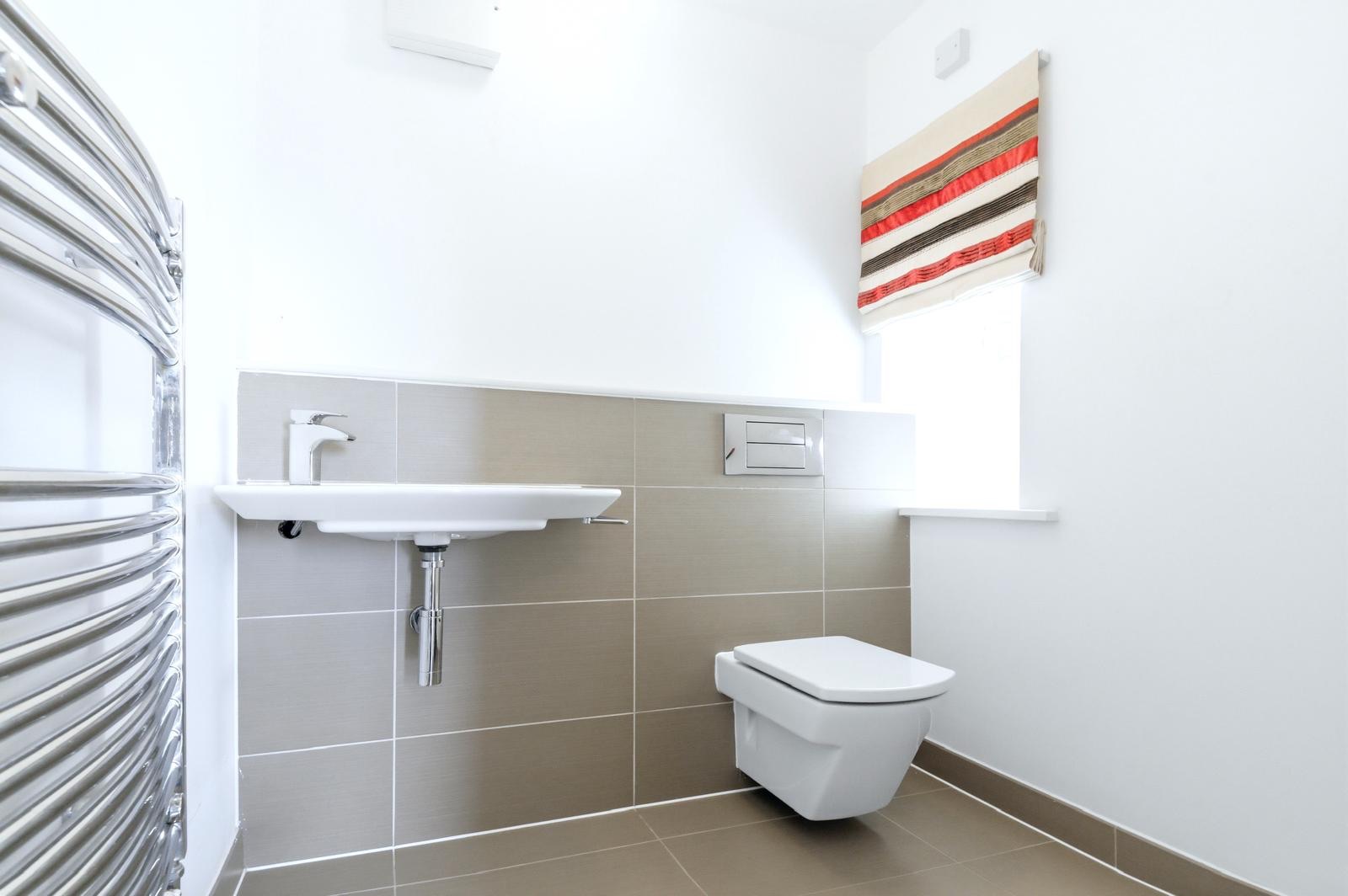 3 bedroom semi-detached house To Let in Sowerby Bridge - Photograph 15.