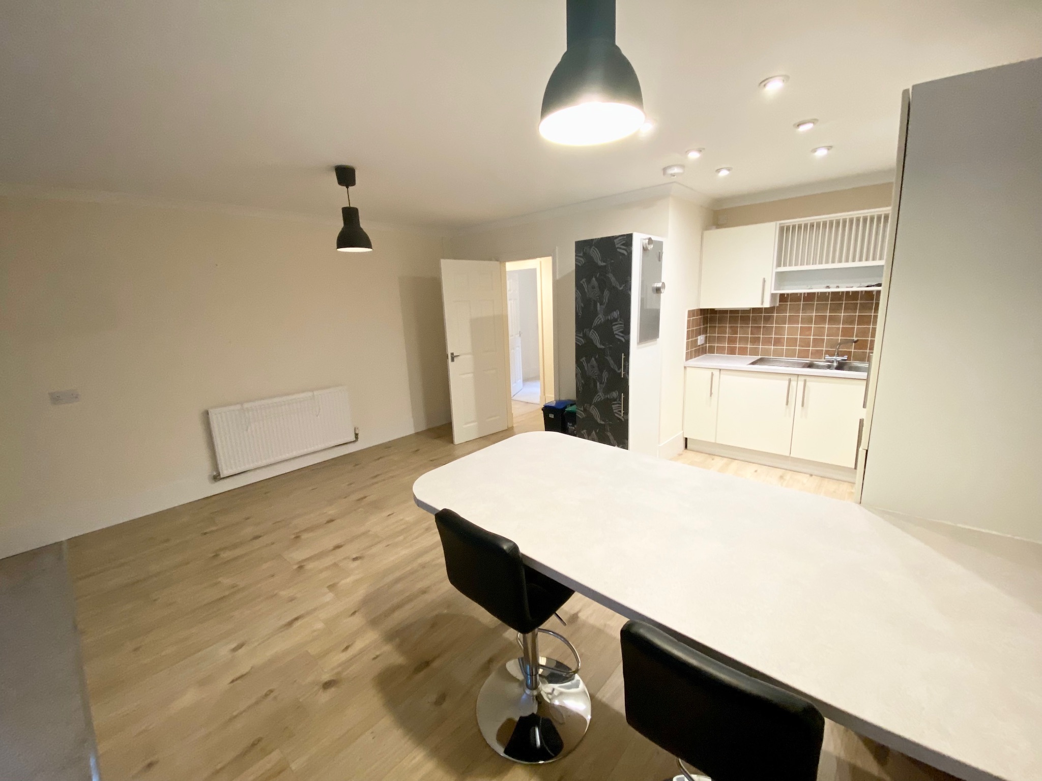 2 bedroom ground floor flat/apartment To Let in Hebden Bridge - Photograph 7.