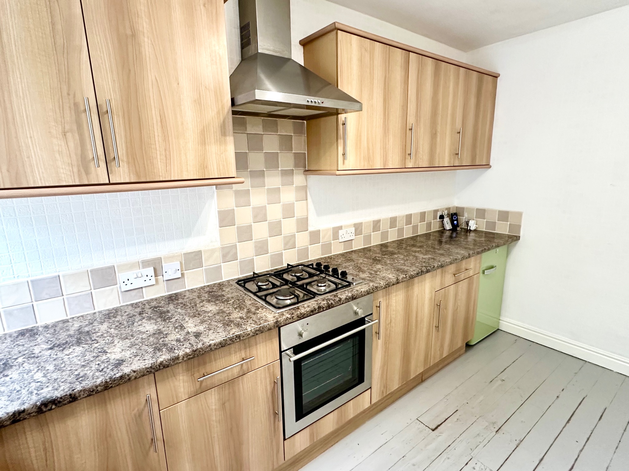 2 bedroom end terraced house Let Agreed in Hebden Bridge - Photograph 17.