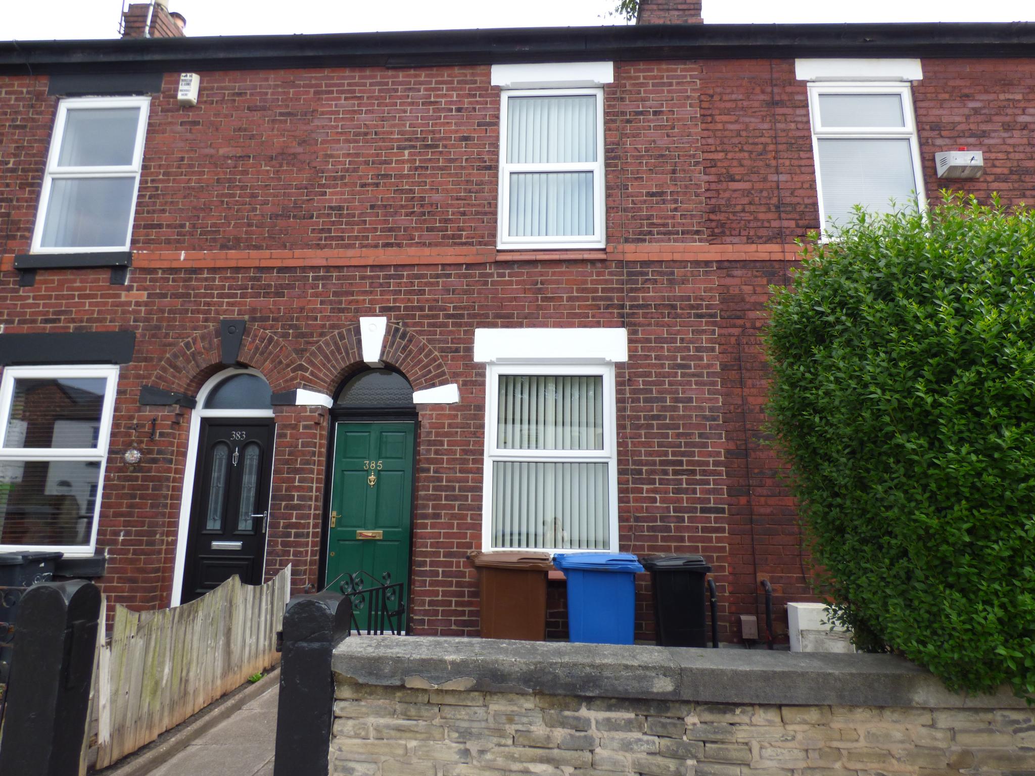 2 bedroom mid terraced house Let in Stockport - Photograph 1.