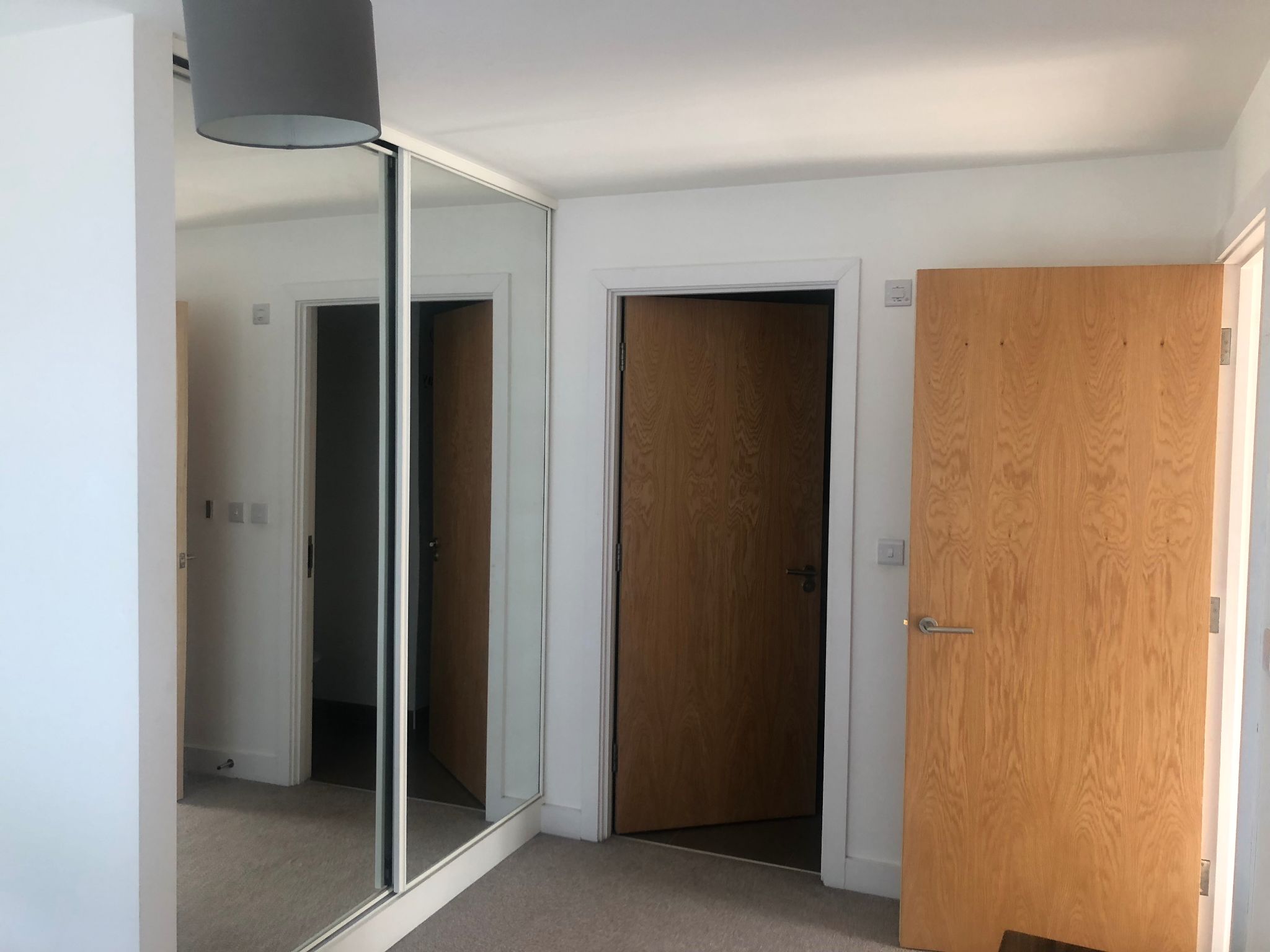 2 bedroom apartment flat/apartment Let in Stockport - Photograph 5.