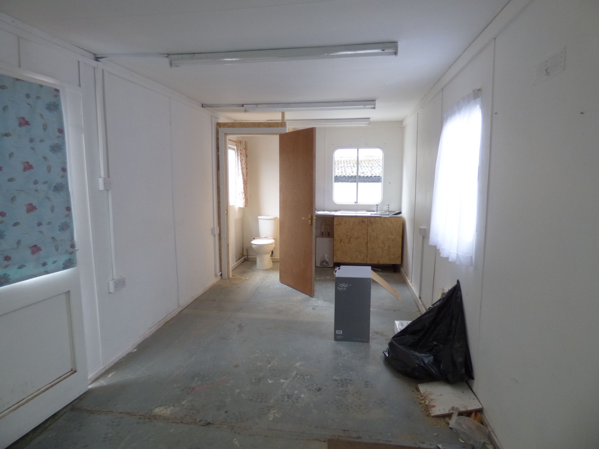 Office For Sale in Stockport - Portacabin Photo 2.
