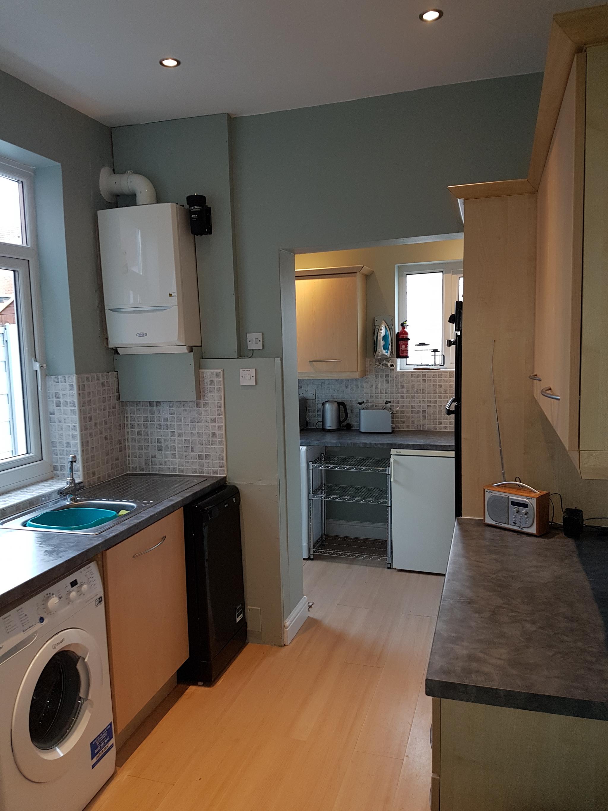 1 bedroom shared house Let in Stockport - Photograph 2.