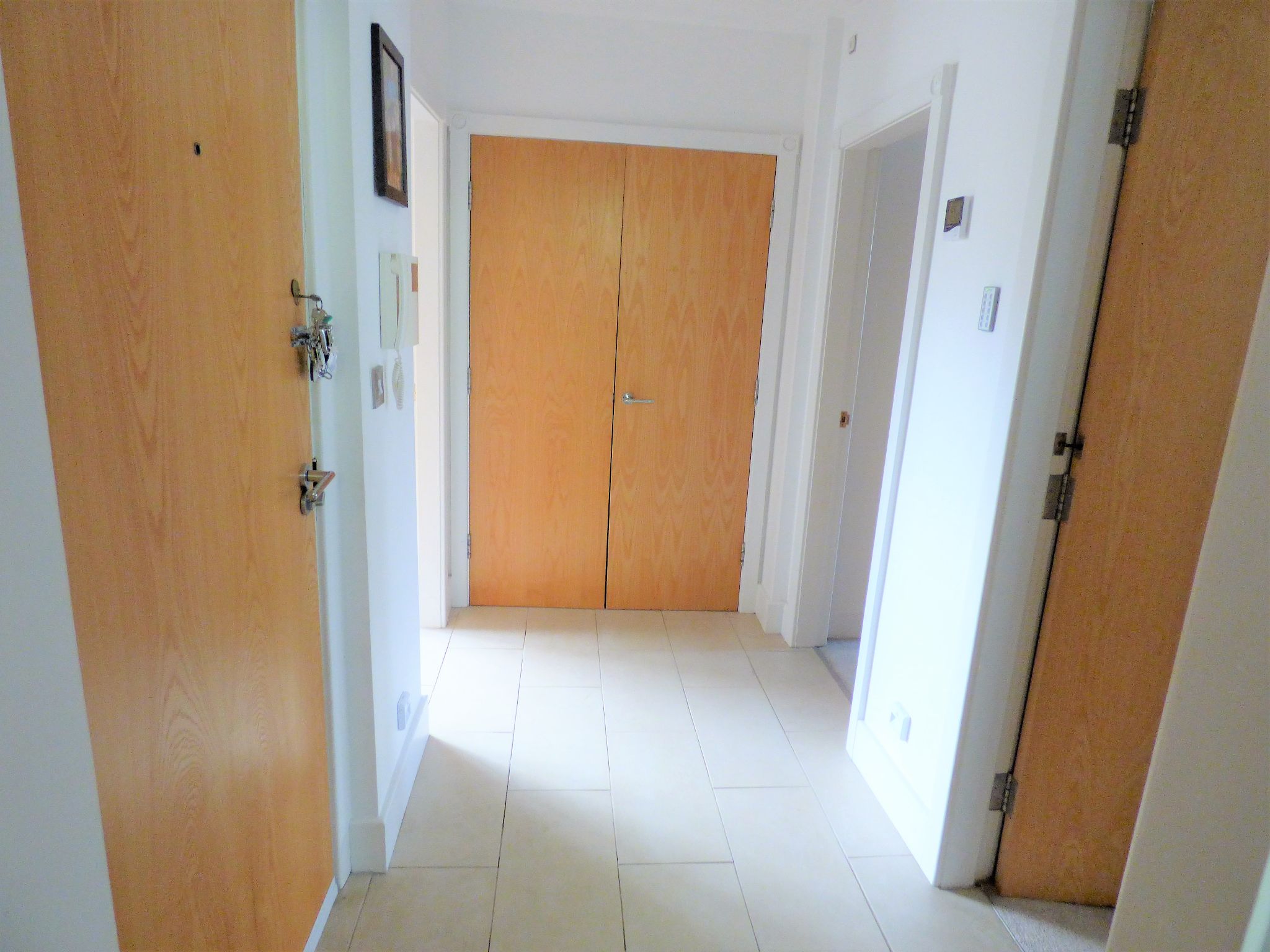 2 bedroom penthouse flat/apartment Under Offer in Manchester - Photograph 19.