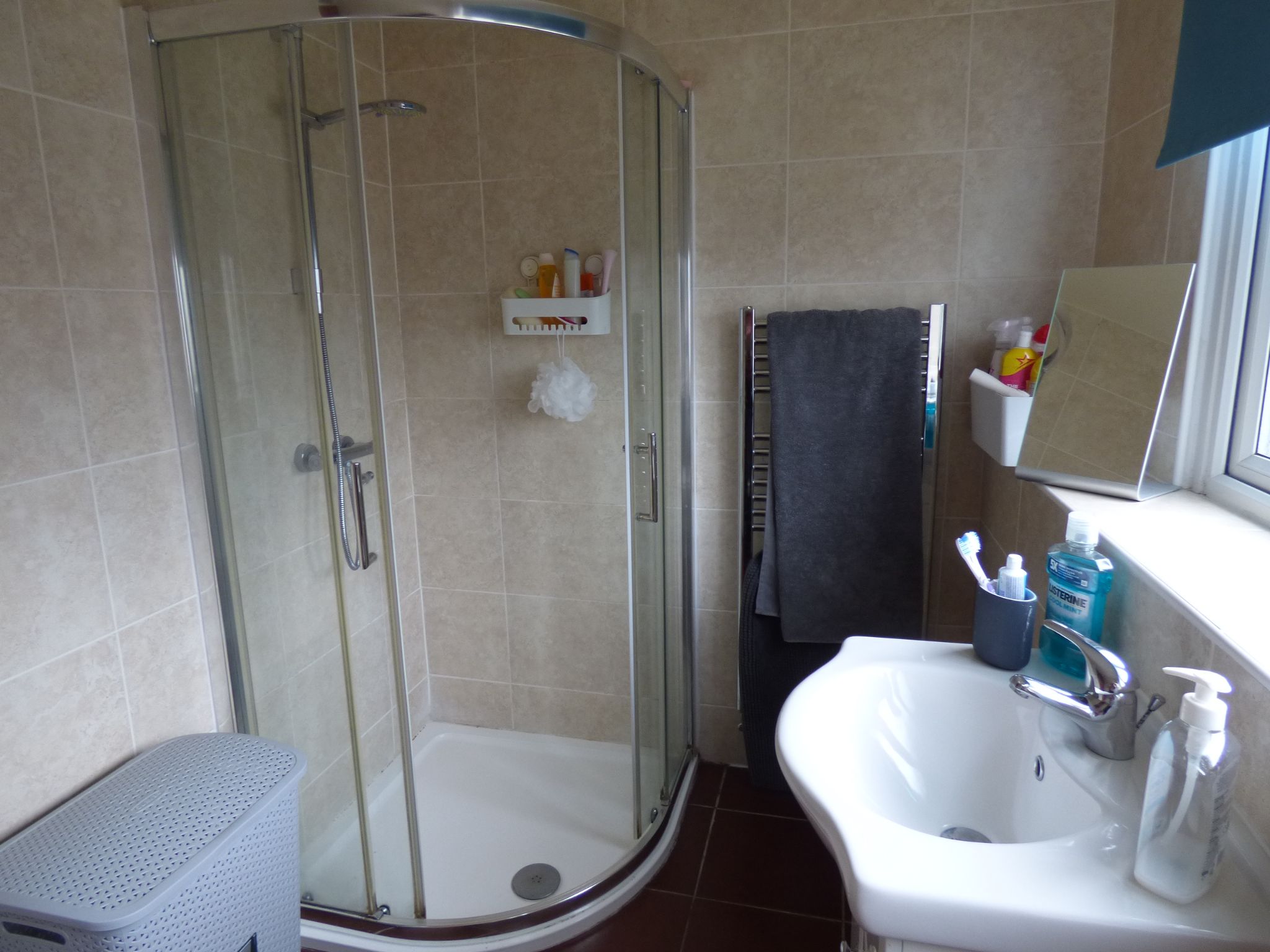 3 bedroom mews house Let in Stockport - Bathroom.