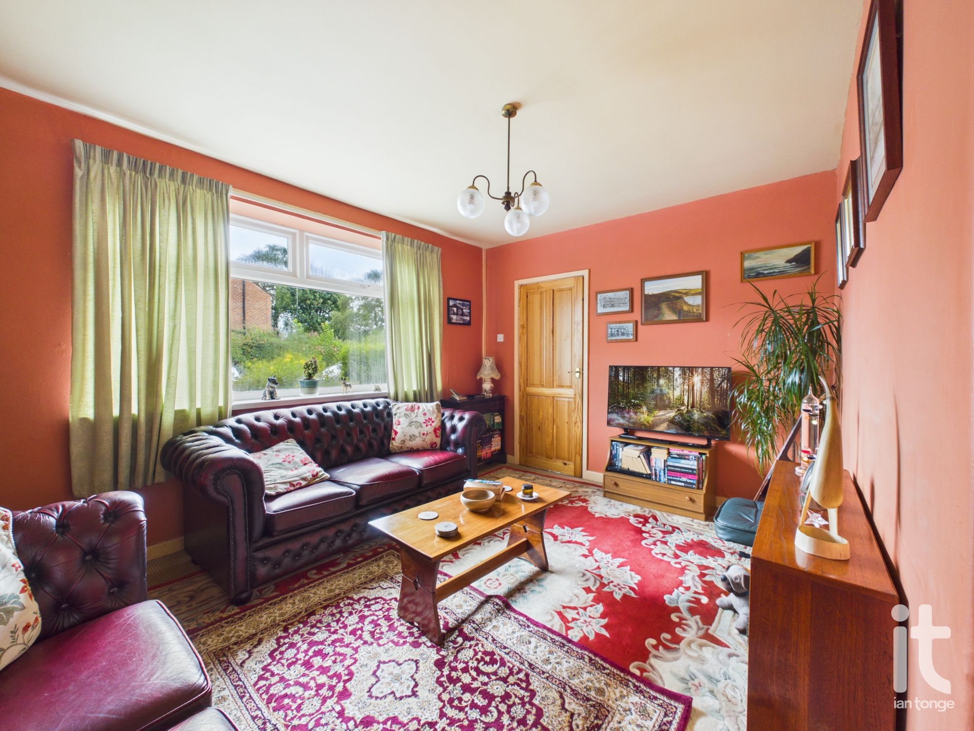 3 bedroom mid terraced house For Sale in Stockport - Photograph 10.