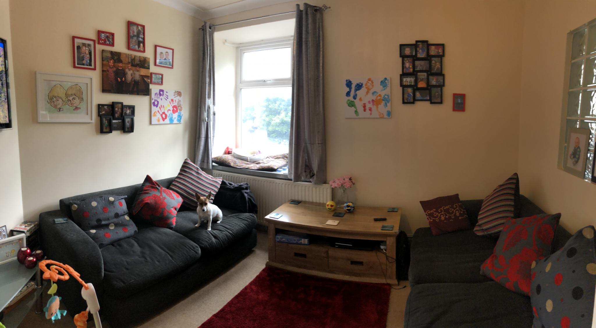 2 bedroom apartment flat/apartment Let in Stockport - Photograph 3.