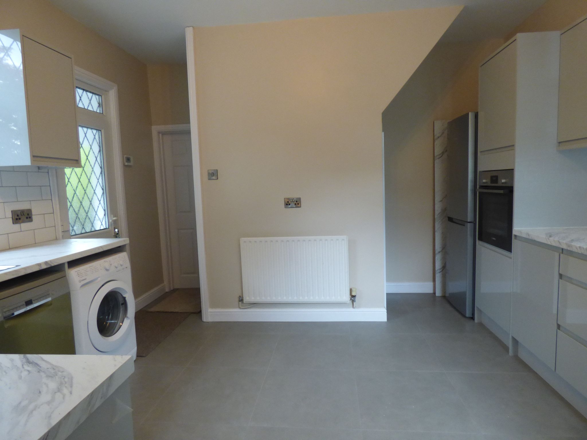 3 bedroom semi-detached house Let in Stockport - Kitchen.