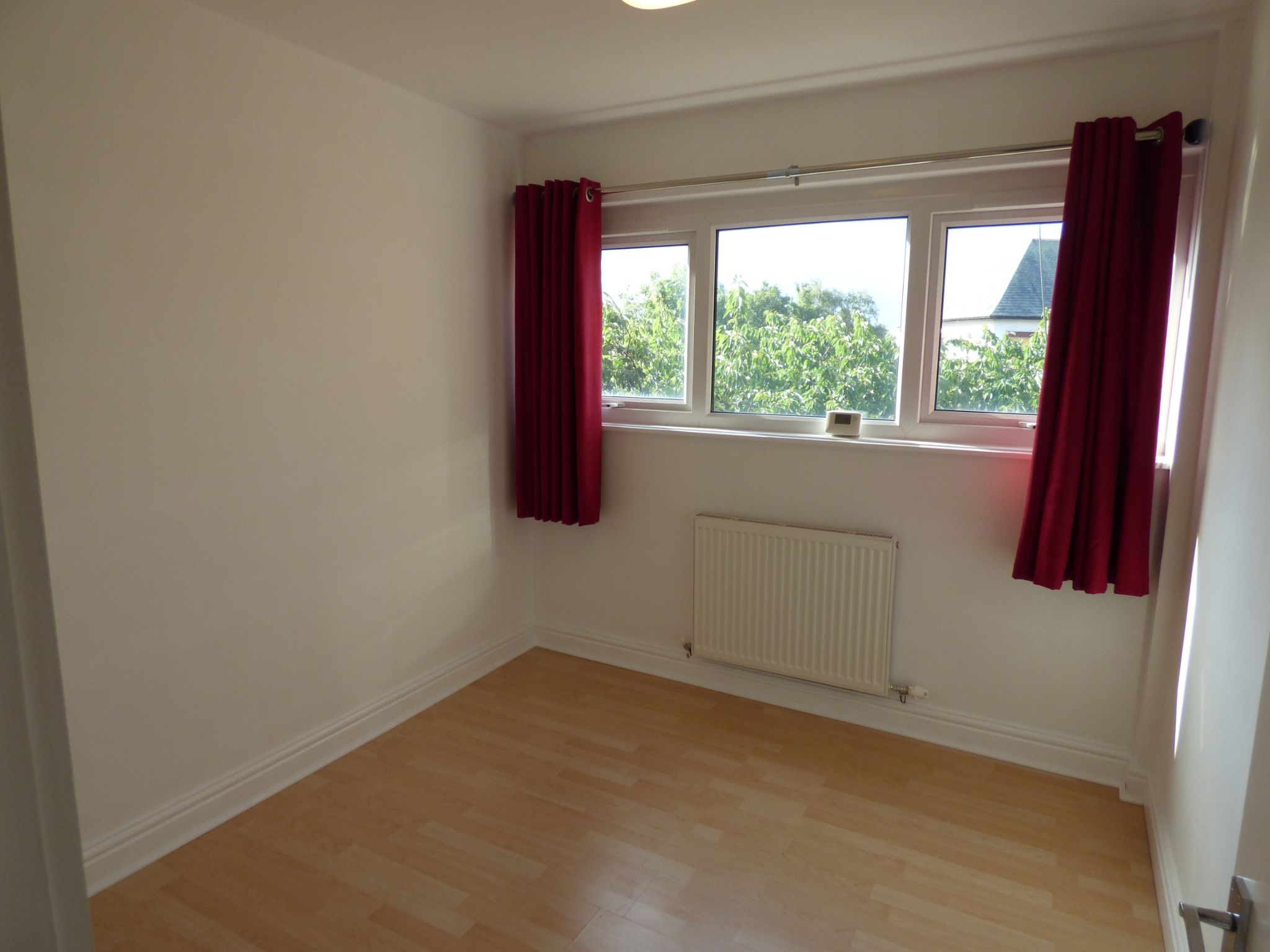 3 bedroom duplex flat/apartment Let in Stockport - Photograph 8.