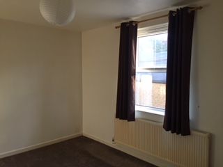 2 bedroom apartment flat/apartment Let in Stockport - Photograph 7.