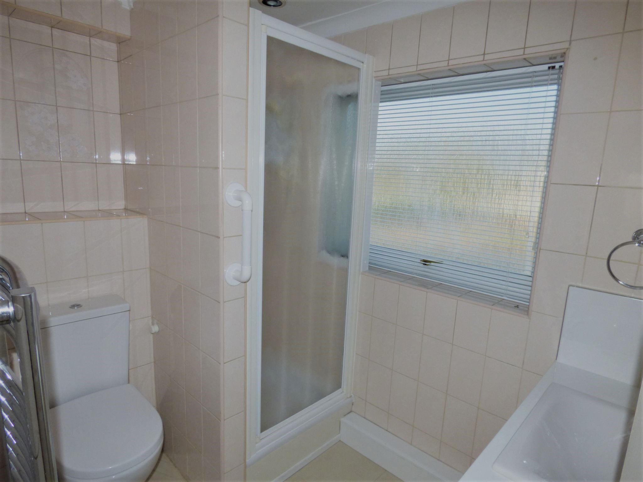 4 bedroom semi-detached house Let in Stockport - Photograph 10.