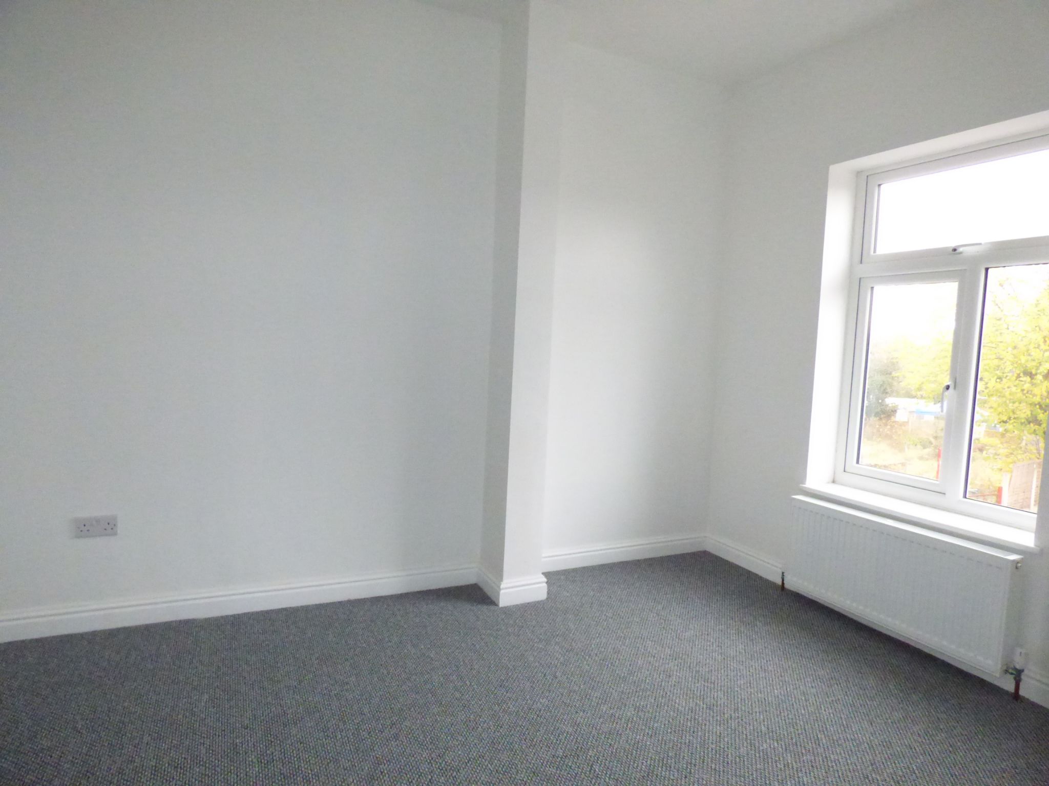 2 bedroom mid terraced house Under Offer in Stockport - Photograph 8.