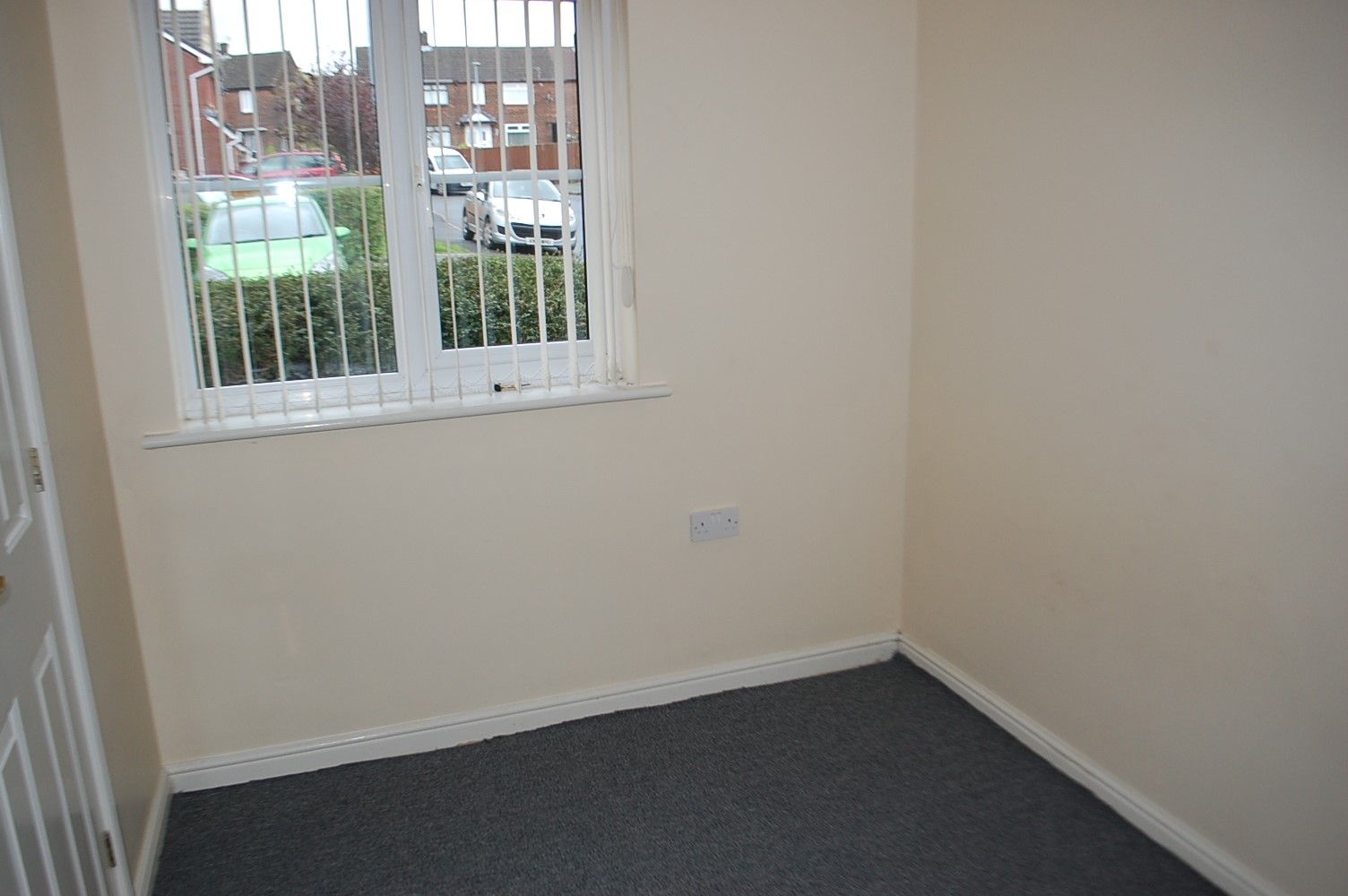 2 bedroom apartment flat/apartment Let in Ashton-under-lyne - Photograph 7.