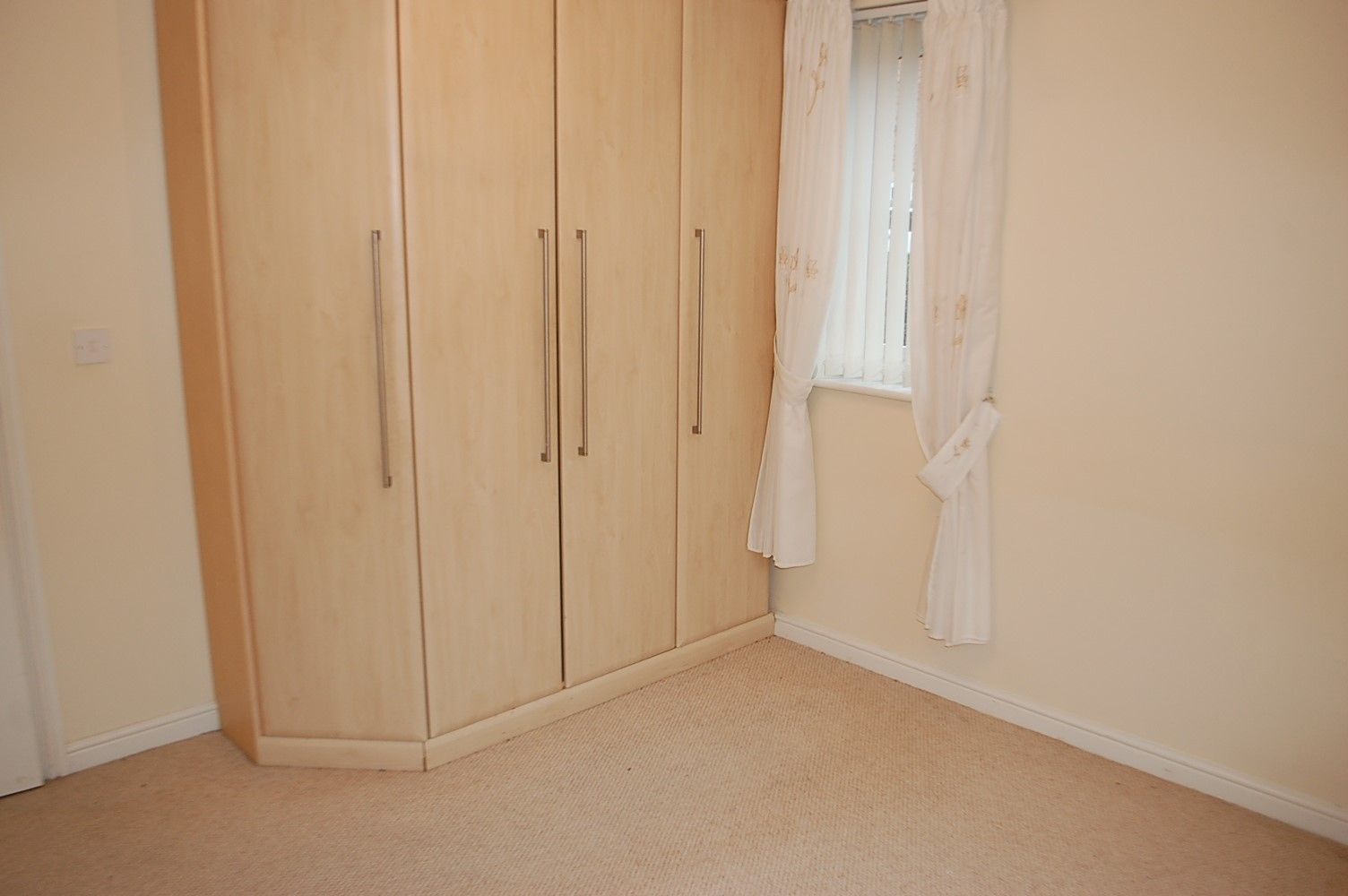2 bedroom apartment flat/apartment Let in Ashton-under-lyne - Photograph 5.