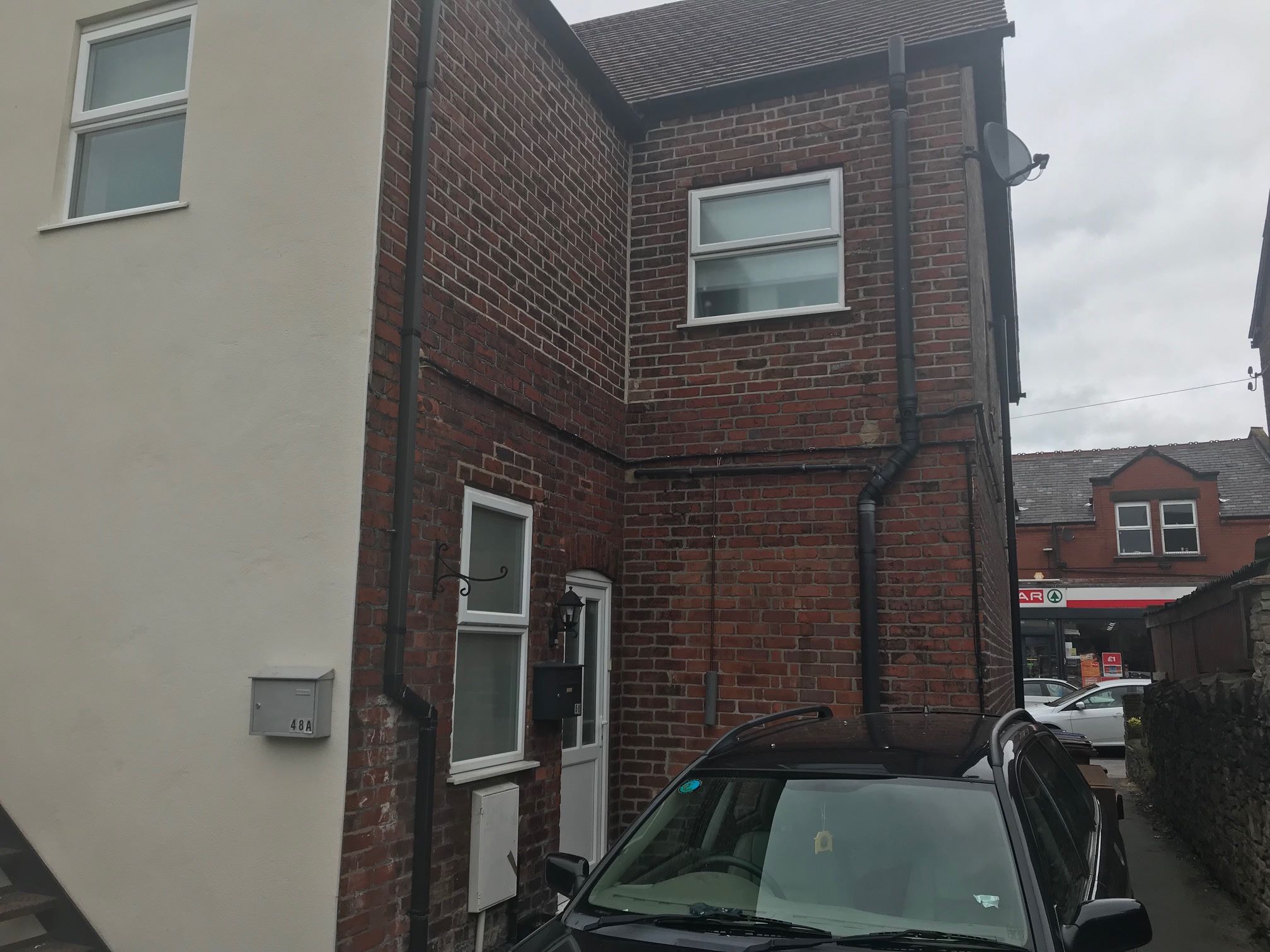 2 bedroom apartment flat/apartment Let in Stockport - Photograph 3.