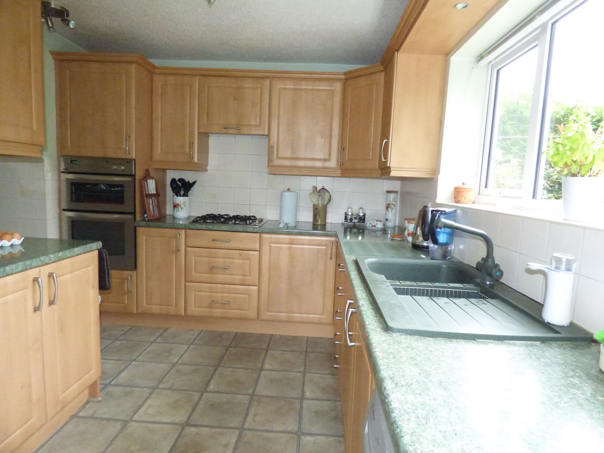 4 bedroom detached house Under Offer in Stockport - Photograph 6.