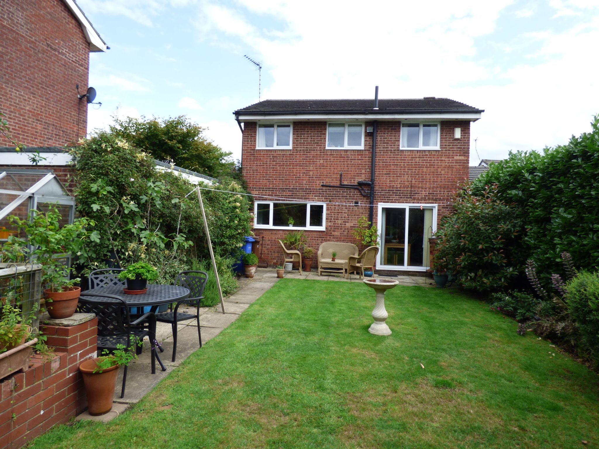 4 bedroom detached house Under Offer in Stockport - Photograph 18.