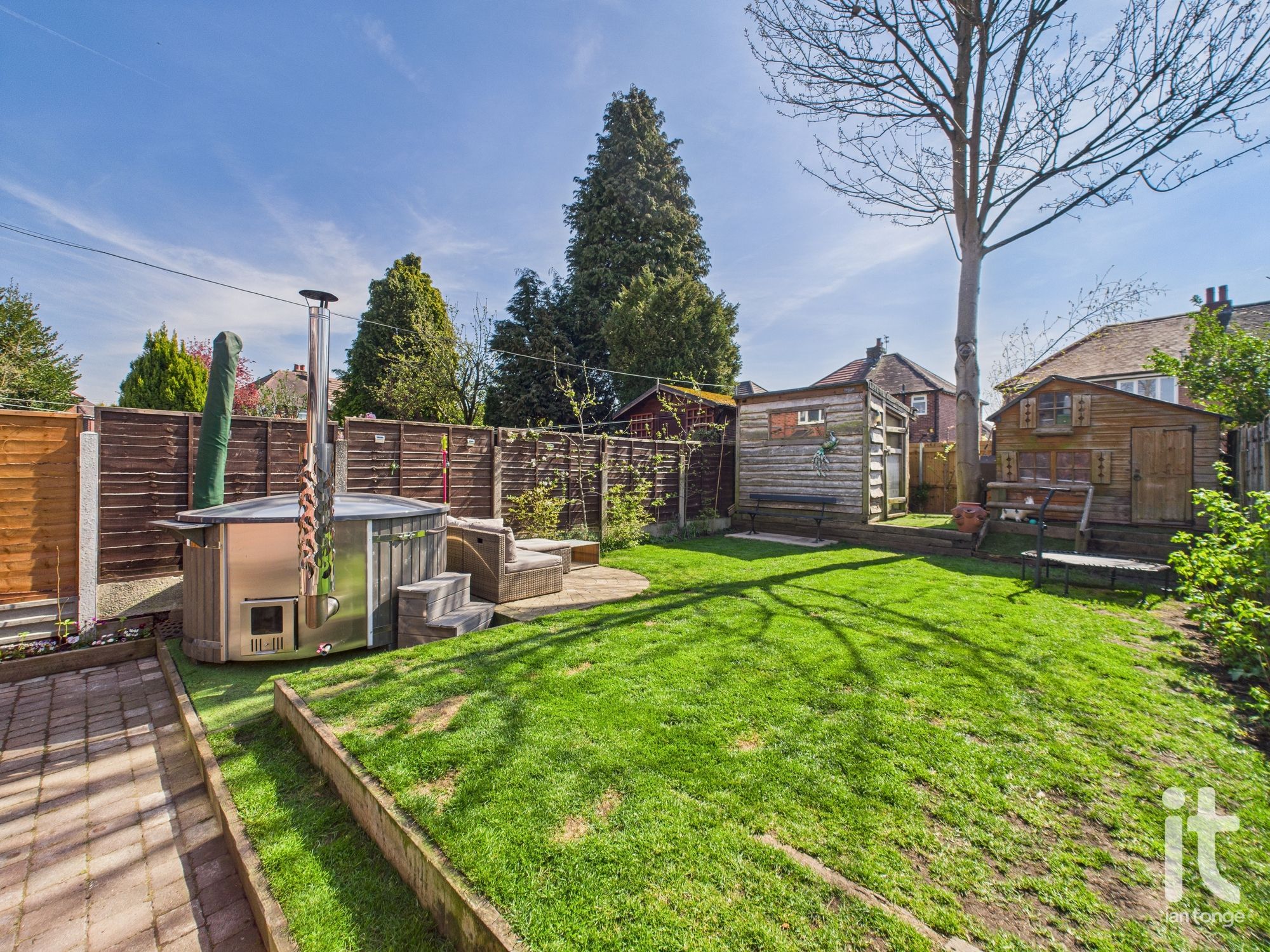 3 bedroom semi-detached house SSTC in Stockport - Photograph 22.