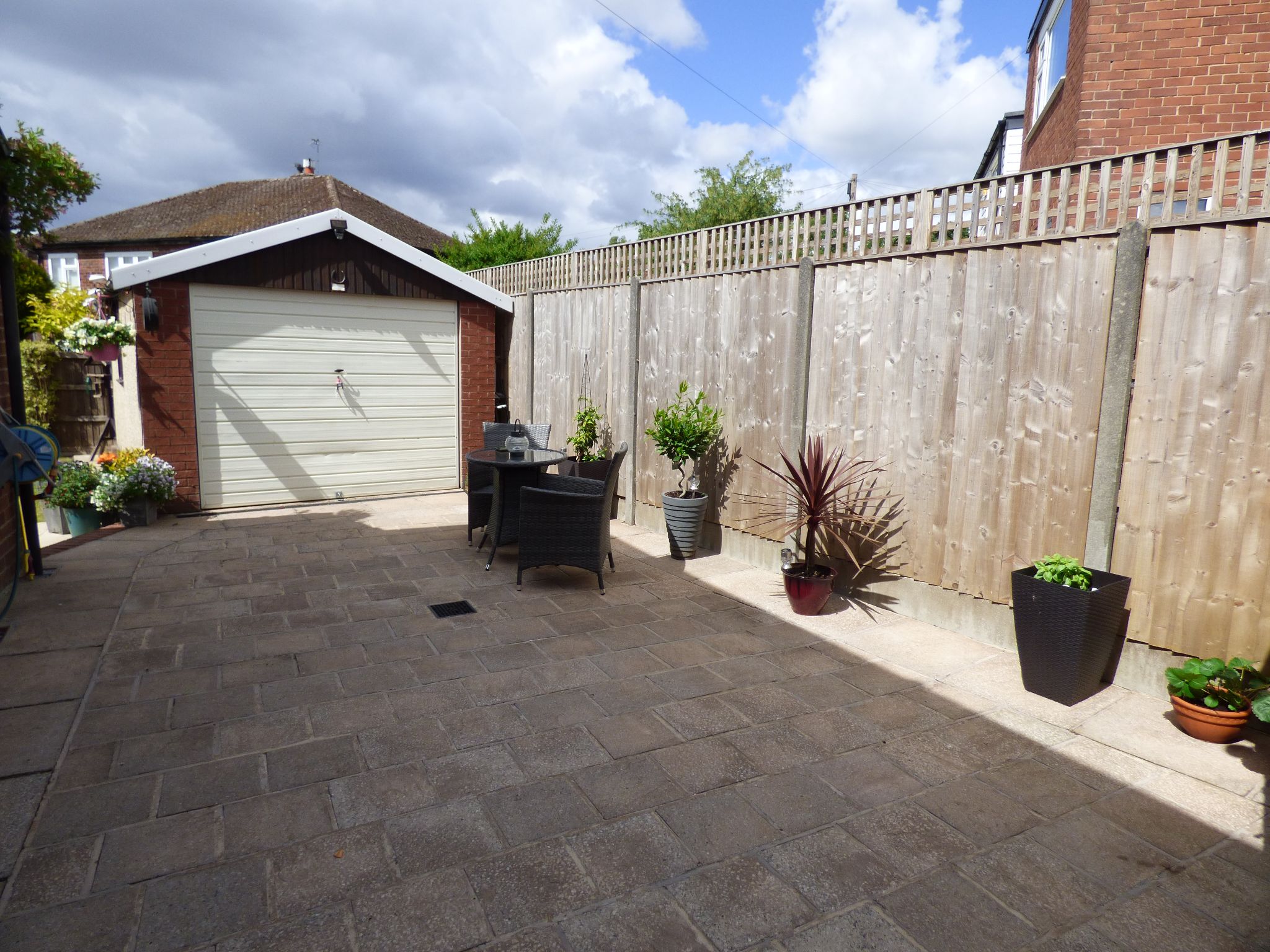 3 bedroom detached house Sold in Stockport - Photograph 16.
