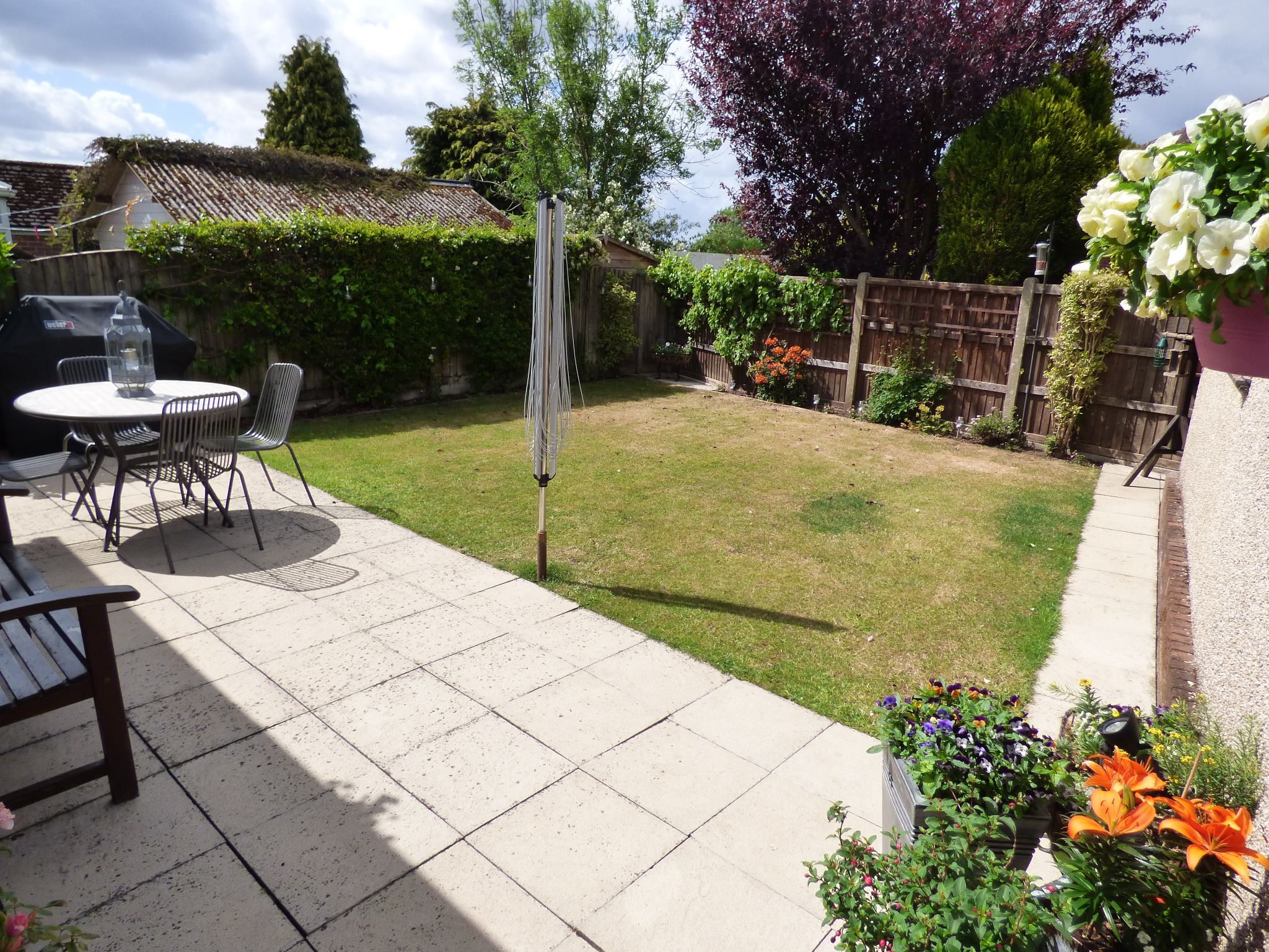 3 bedroom detached house Sold in Stockport - Photograph 2.