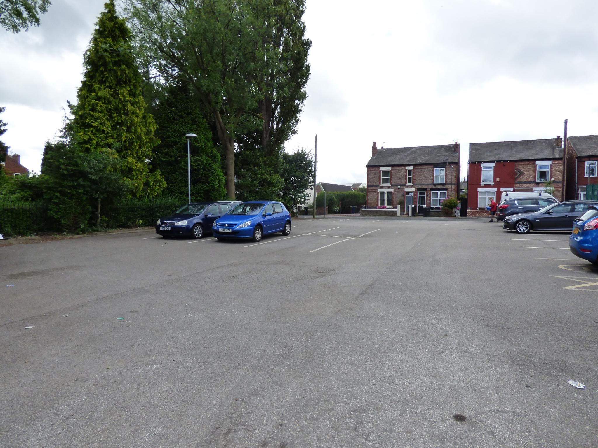 2 bedroom apartment flat/apartment Let in Stockport - Photograph 8.